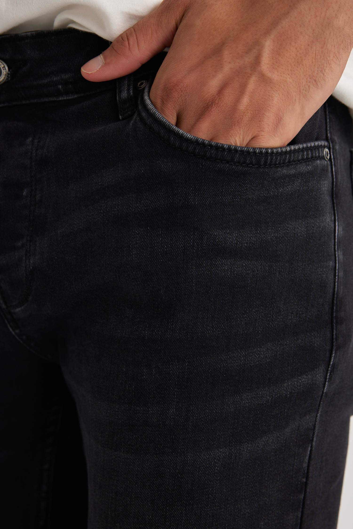 Wiser Wash Carlo Skinny Fit Normal Waist Jeans