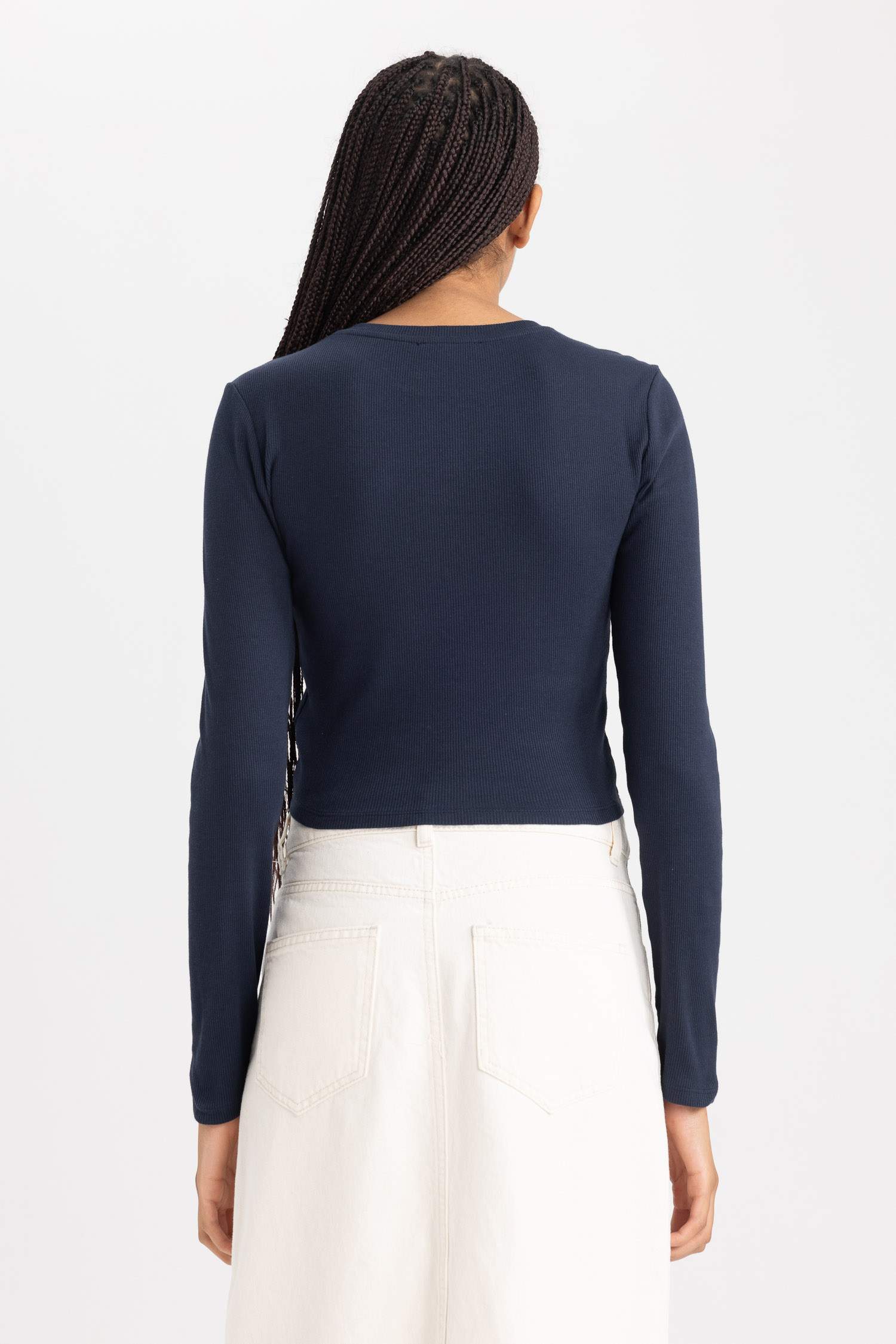 تي شيرت كم طويل مضلع سليم فيت بياقة مستديرة