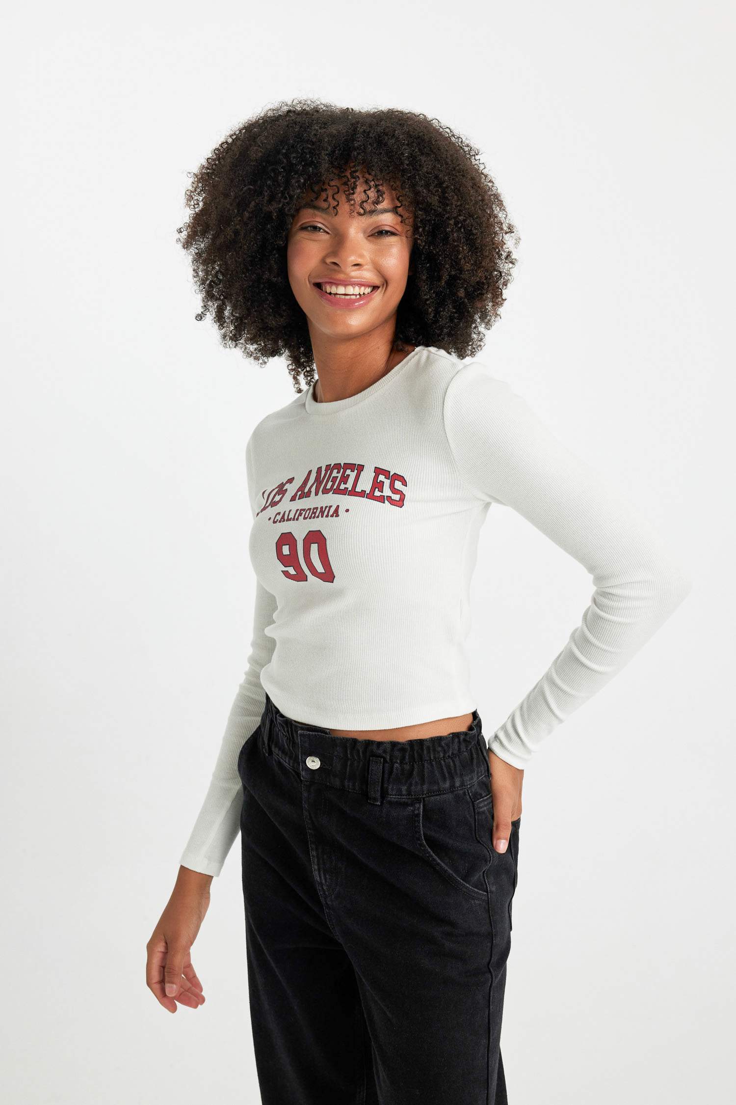 تي شيرت كم طويل سليم فيت برقبة مستديرة