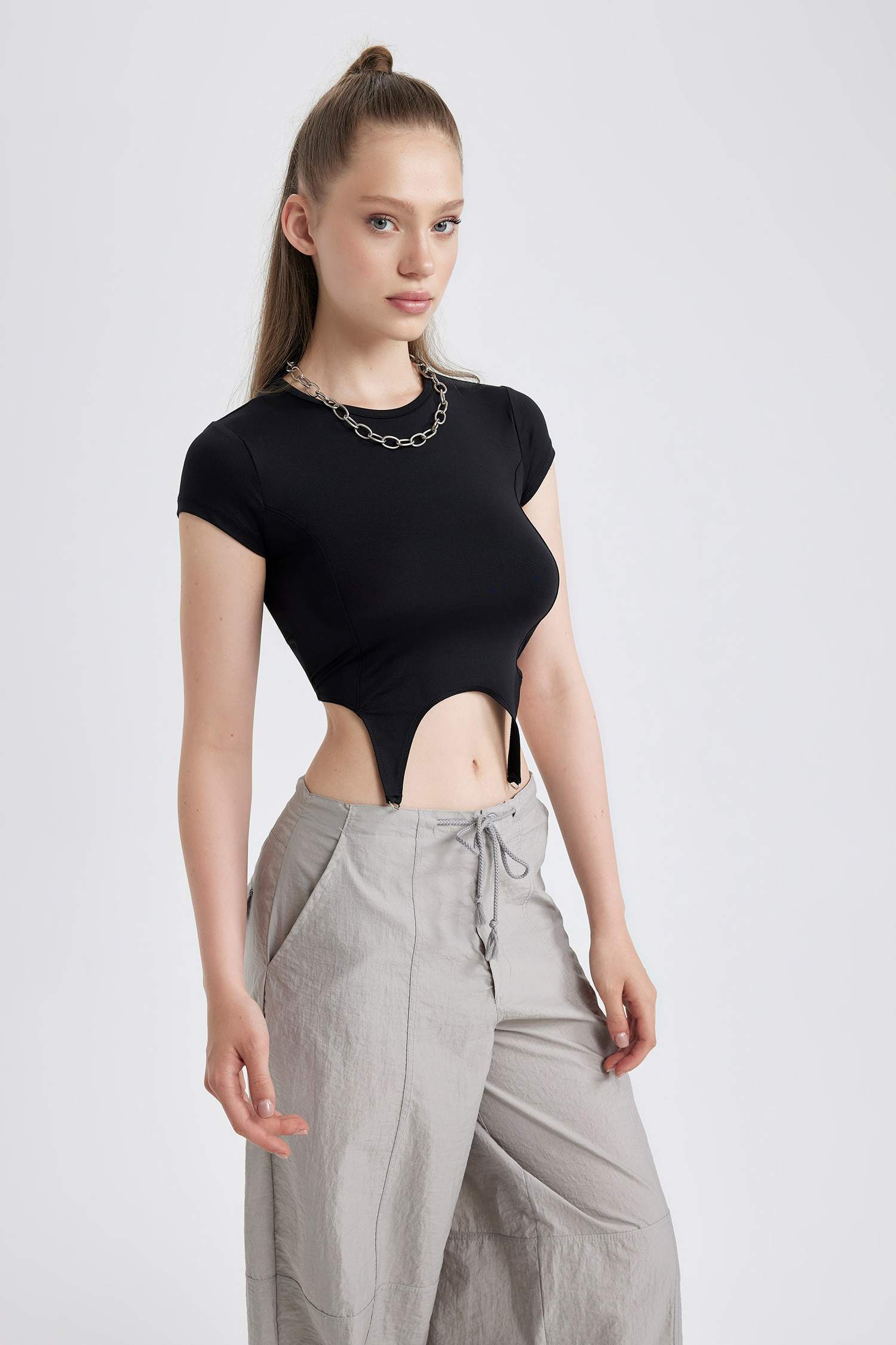 تيشيرت سليم فيت نص ردن