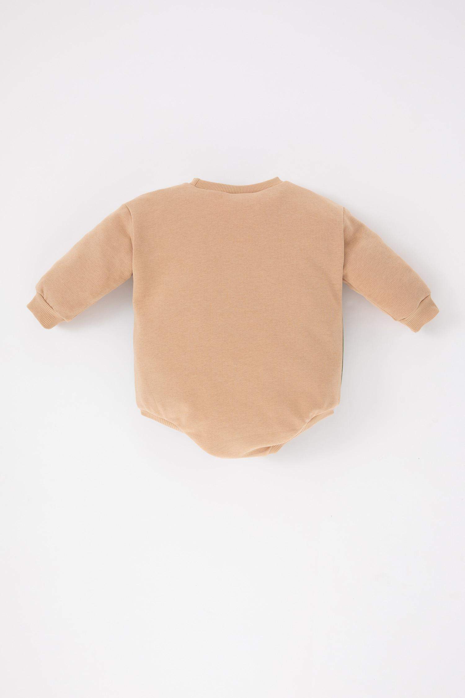 طقم ولادي حديثي الولادة جمبسوت وجوارب - قطعتين