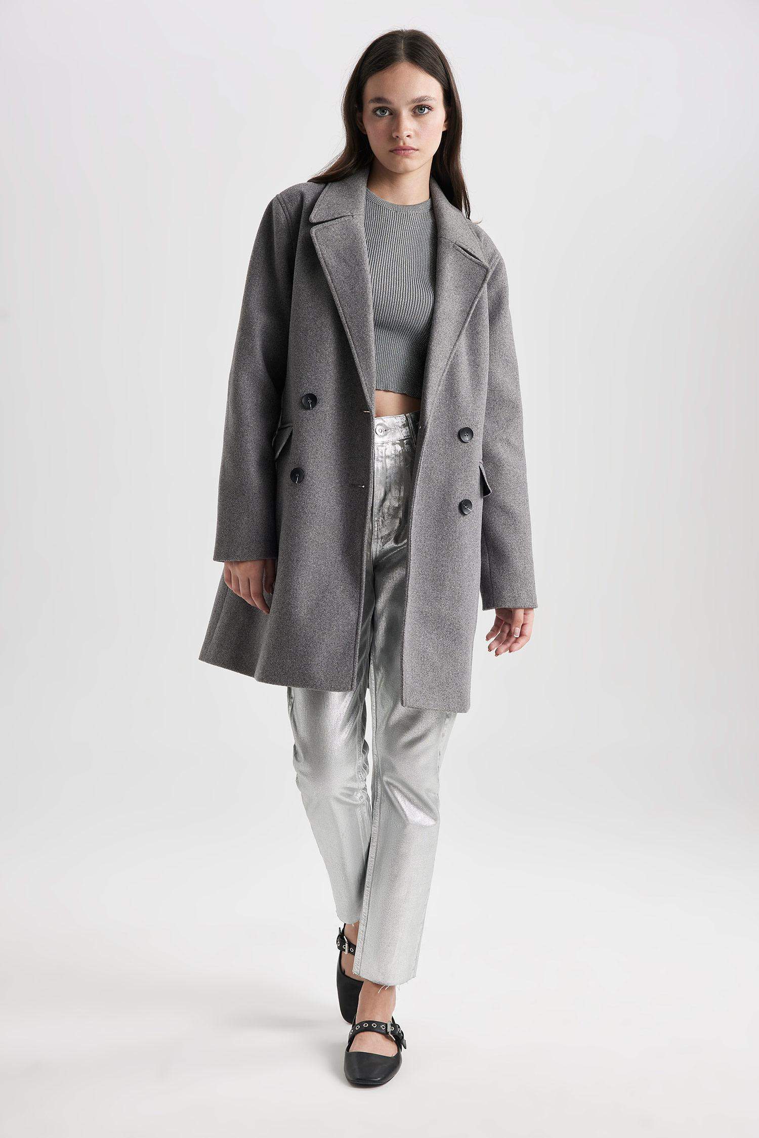 بنطلون جينز قصة مستقيمة