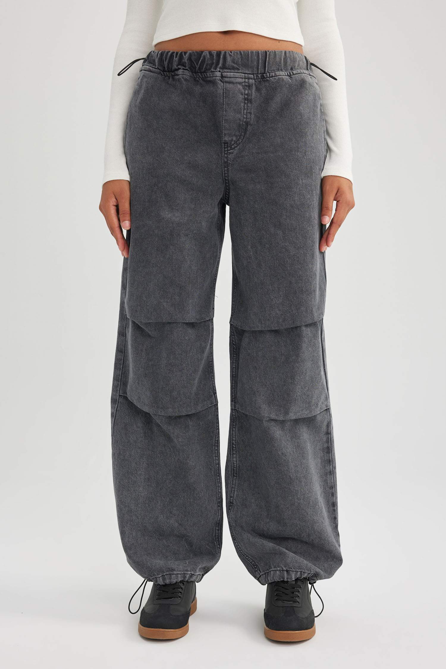 Jogger Fit High Waist Fit Flexible Waist Leg Cotton Jeans