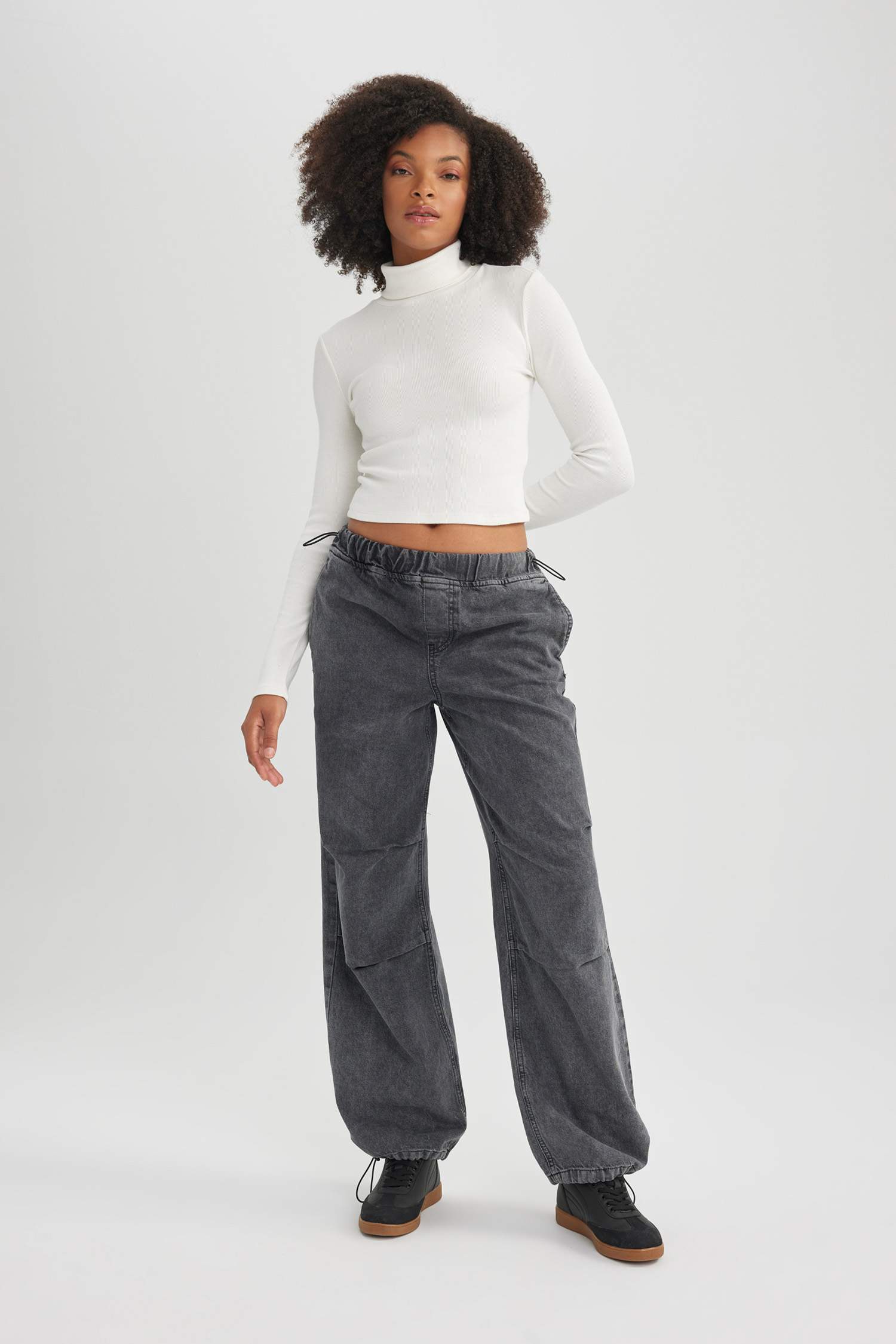 Jogger Fit High Waist Fit Flexible Waist Leg Cotton Jeans