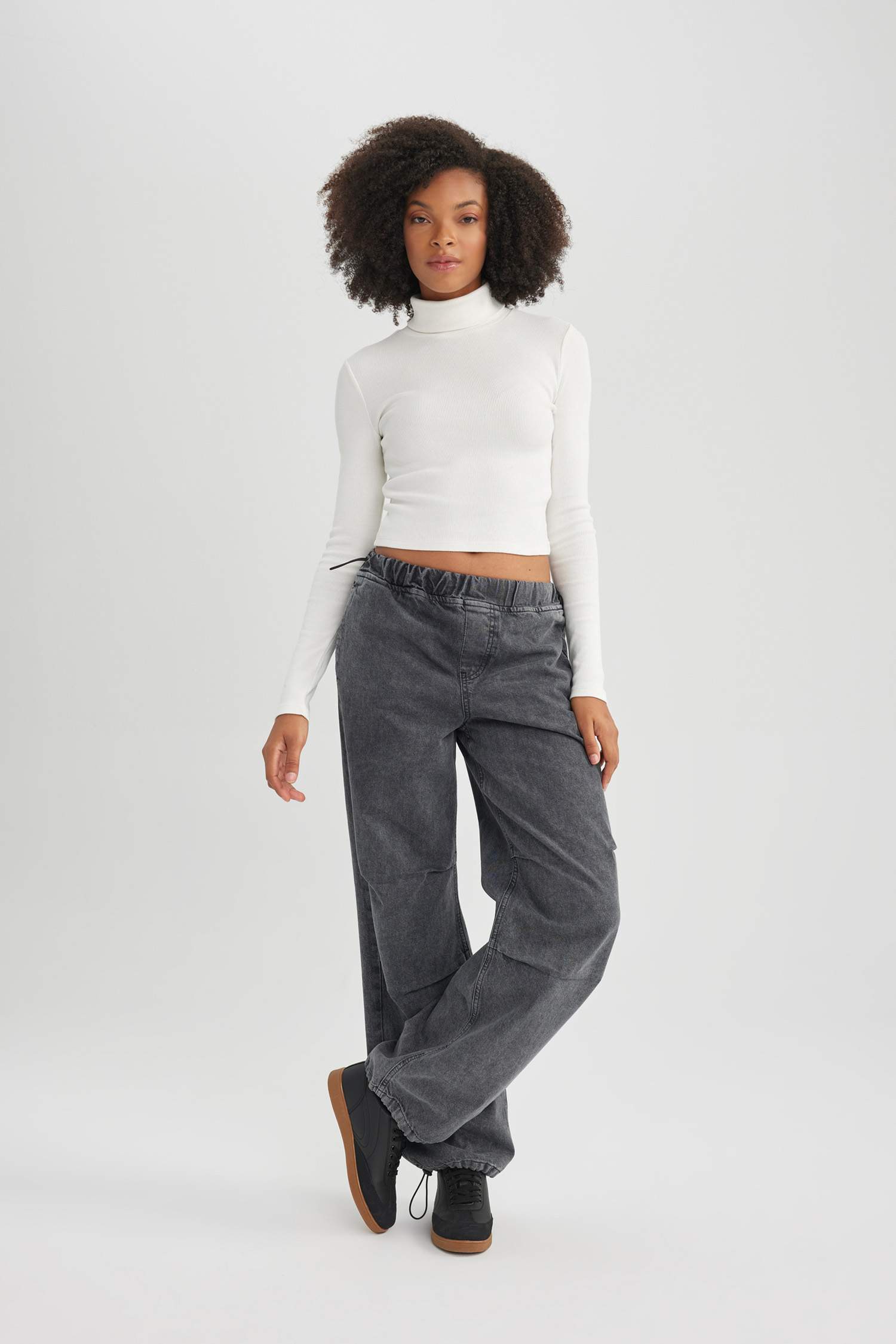 Jogger Fit High Waist Fit Flexible Waist Leg Cotton Jeans