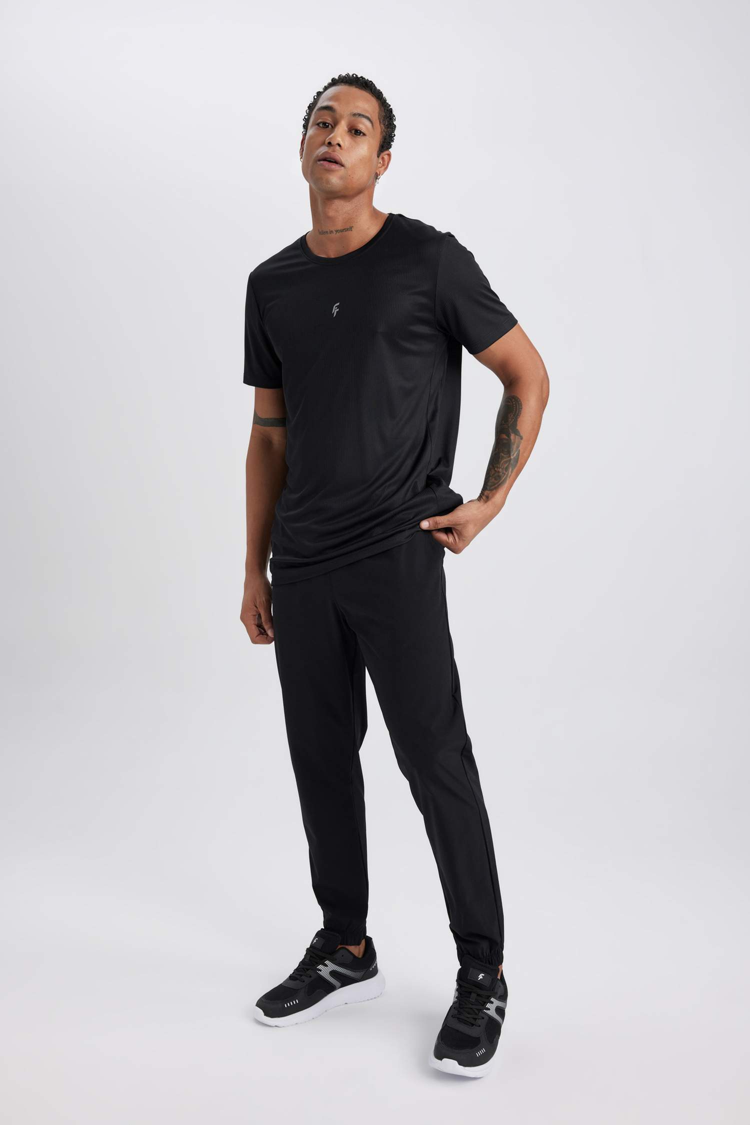 Slim Fit Woven Jogger Sweatpants