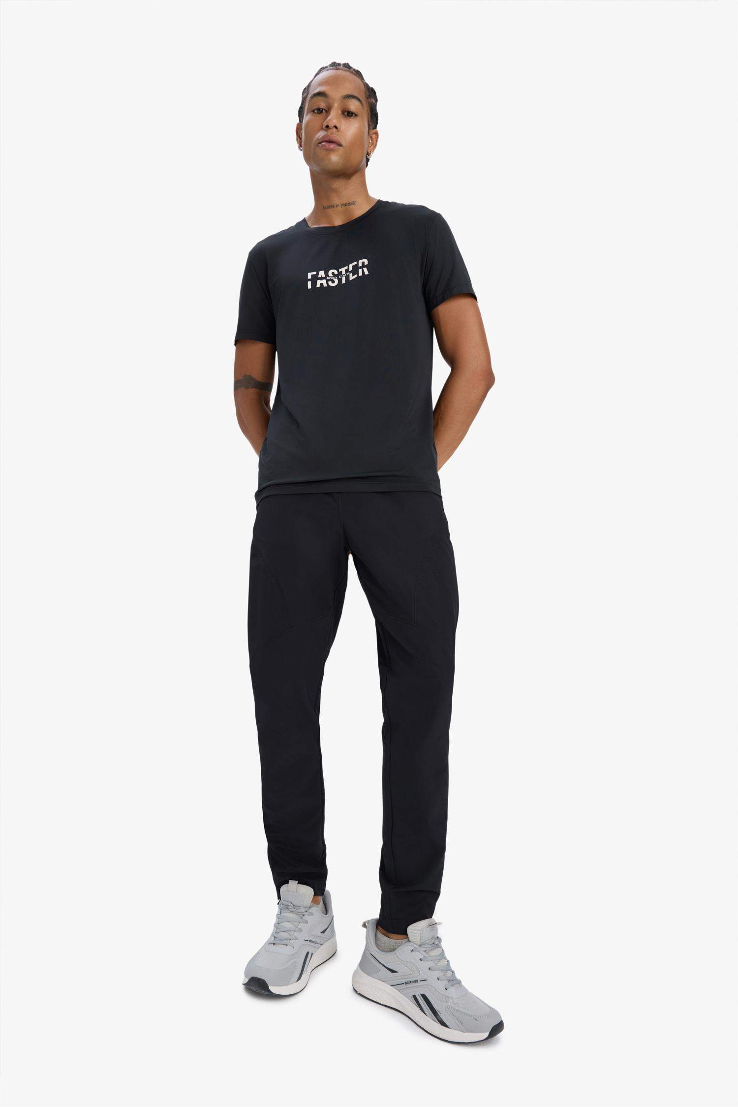 Esnek Kumaş Sporcu Jogger Eşofman Altı Slim Fit Dar Kesim Dokuma Üç Cepli Fermuarlı Paça