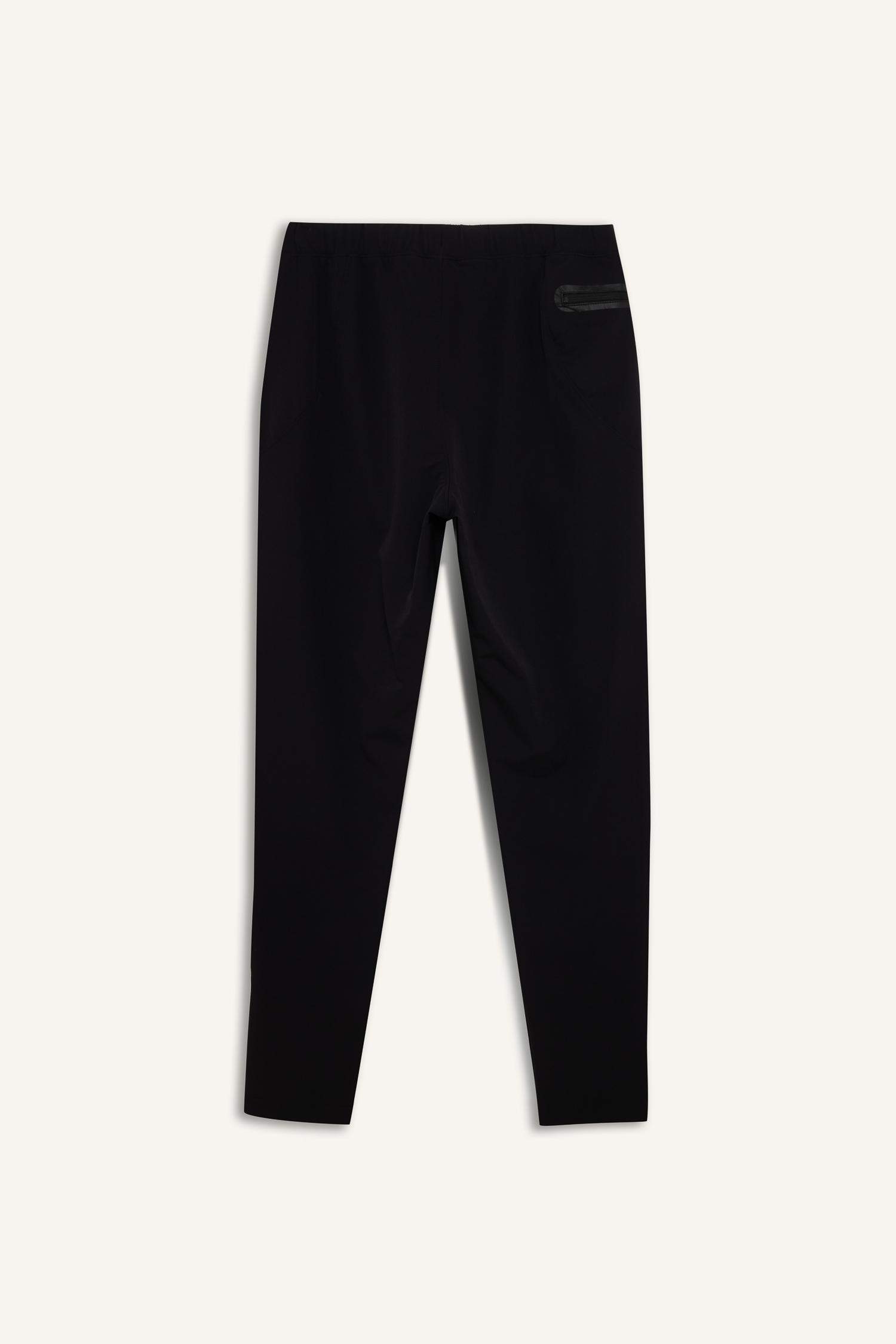 Esnek Kumaş Sporcu Jogger Eşofman Altı Slim Fit Dar Kesim Dokuma Üç Cepli Fermuarlı Paça