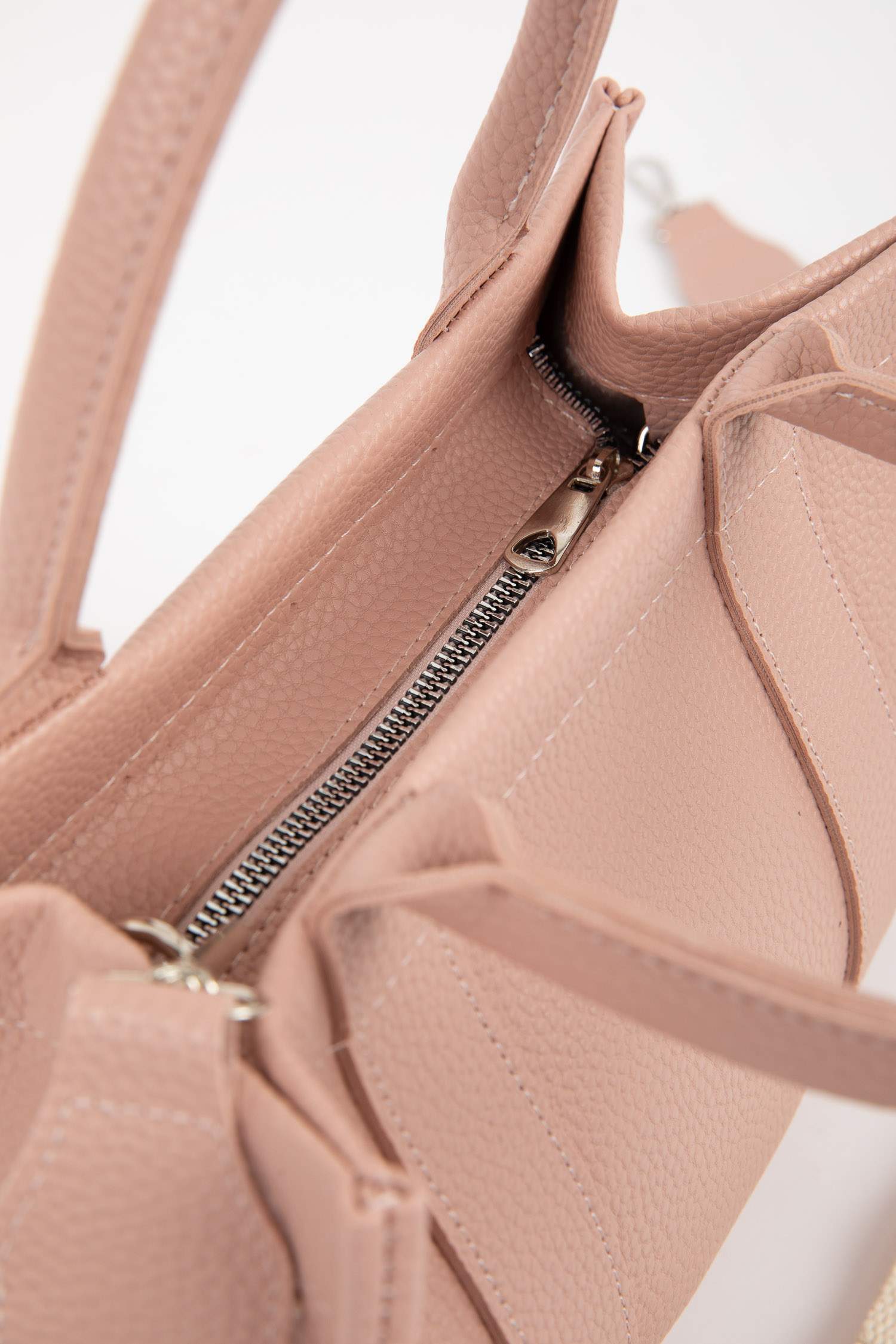 شنطة يد جلد صناعي