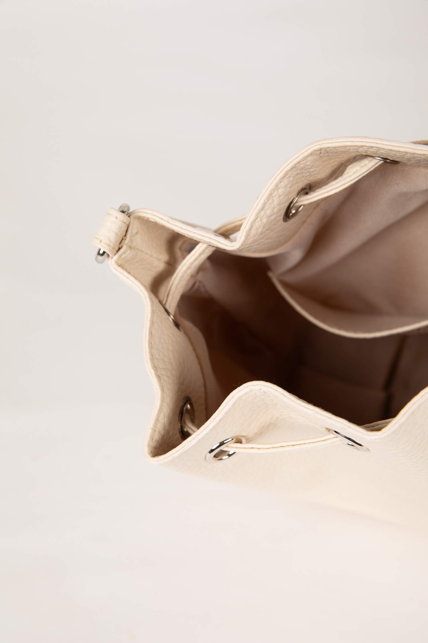 Kadın Suni Deri Baget Çanta