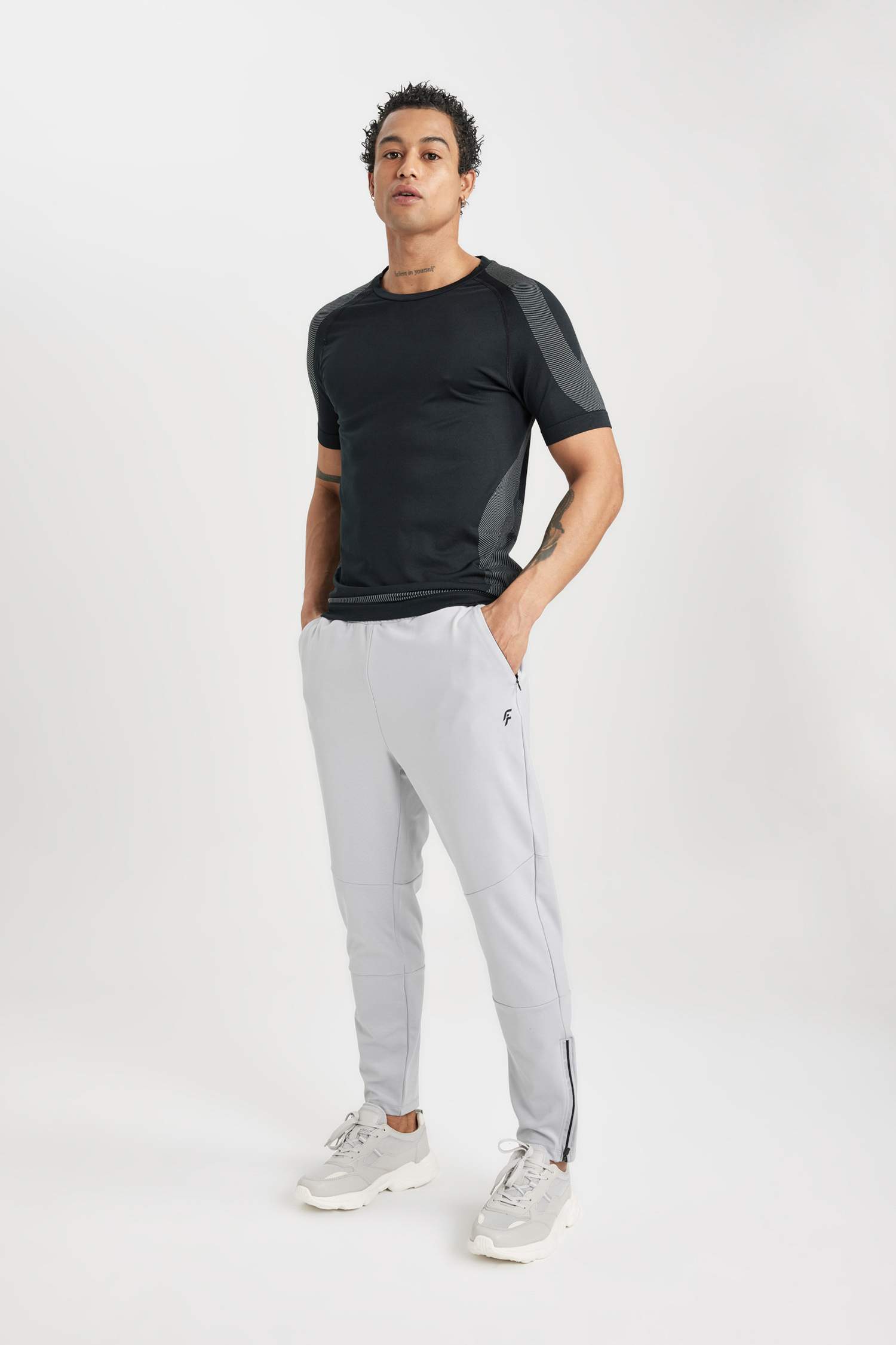 DeFactoFit Slim Fit Crew Neck T-Shirt