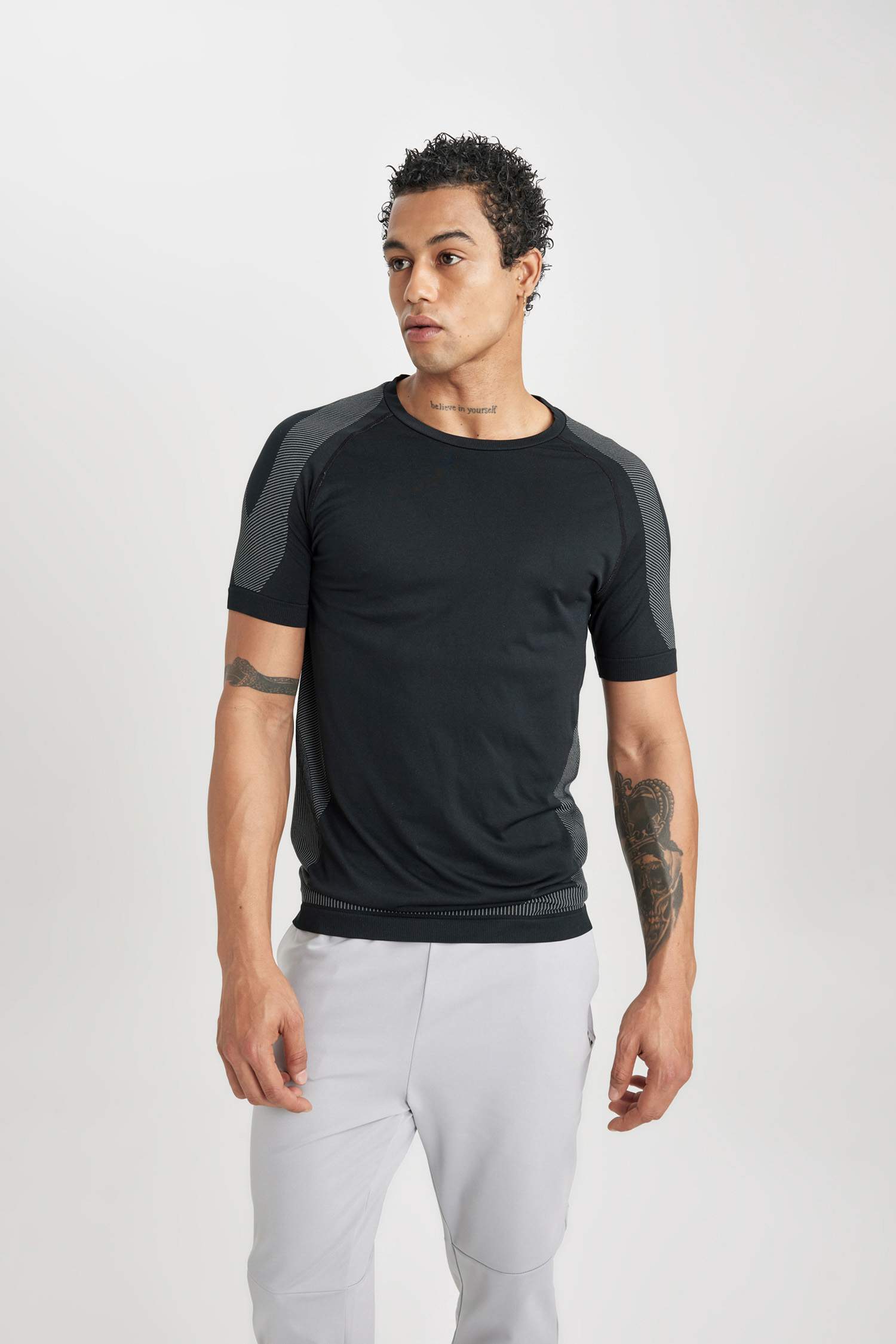 DeFactoFit Slim Fit Crew Neck T-Shirt