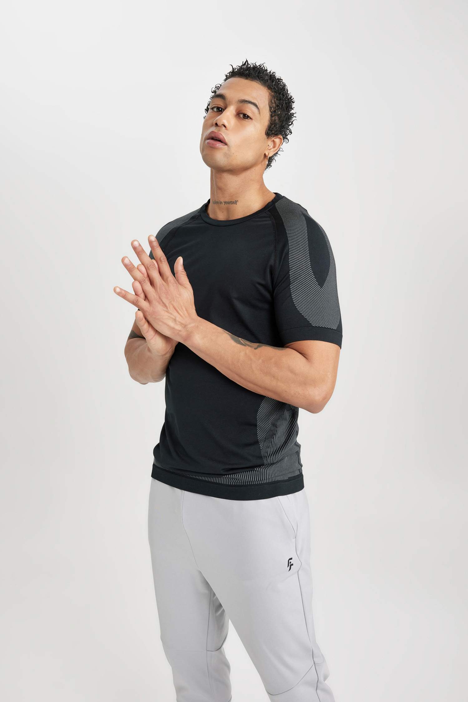 DeFactoFit Slim Fit Crew Neck T-Shirt