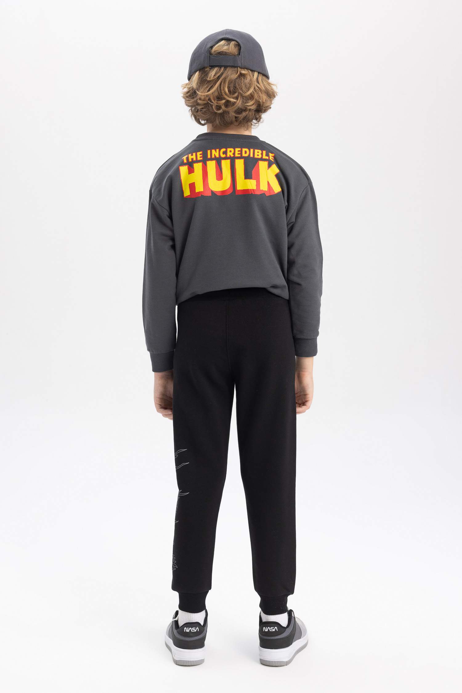 بنطلون سويت بانتس اولادي تقيل قصة عادية بأستك من تحت