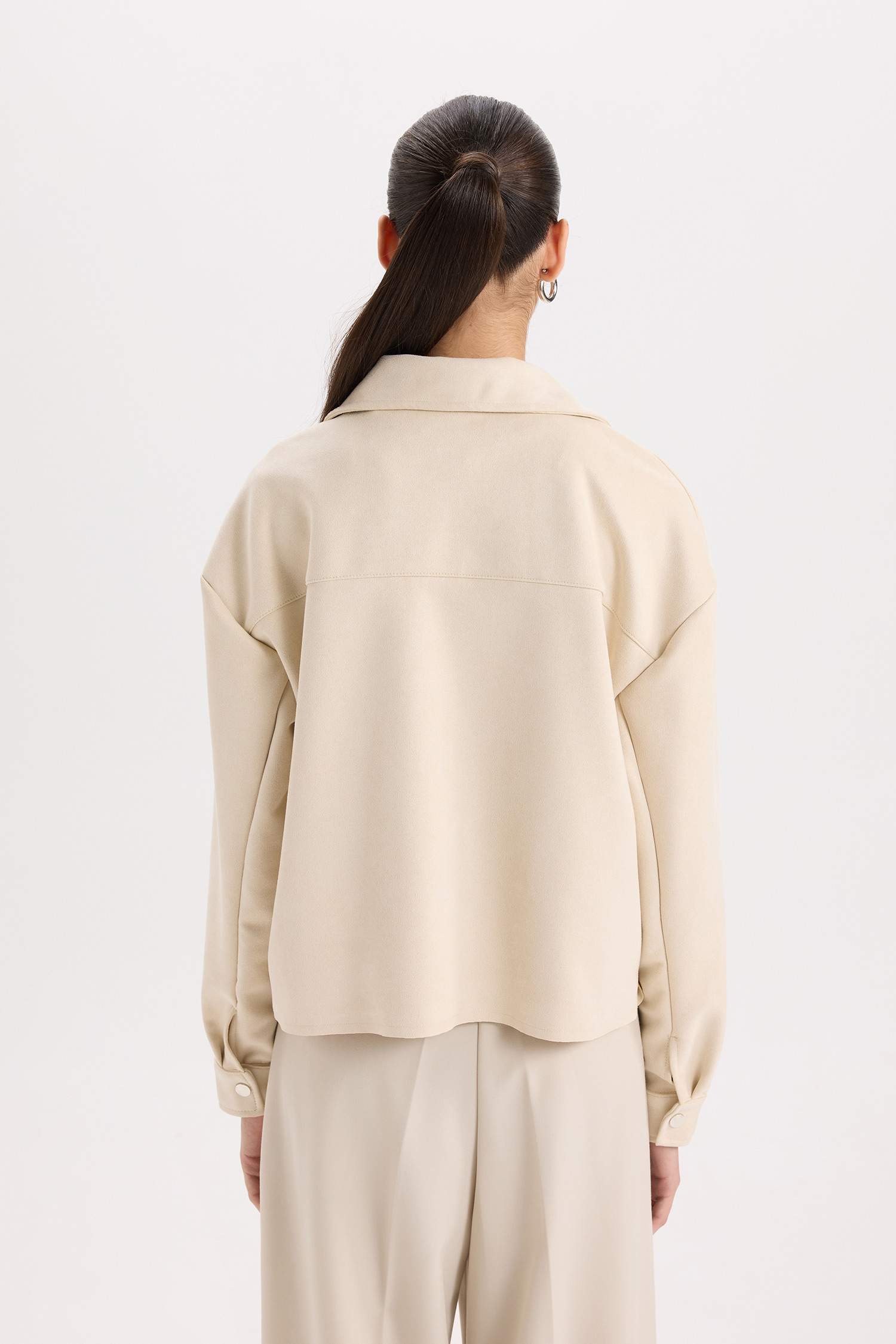 Shirt Collar Pocketed Suede Crop Jacket