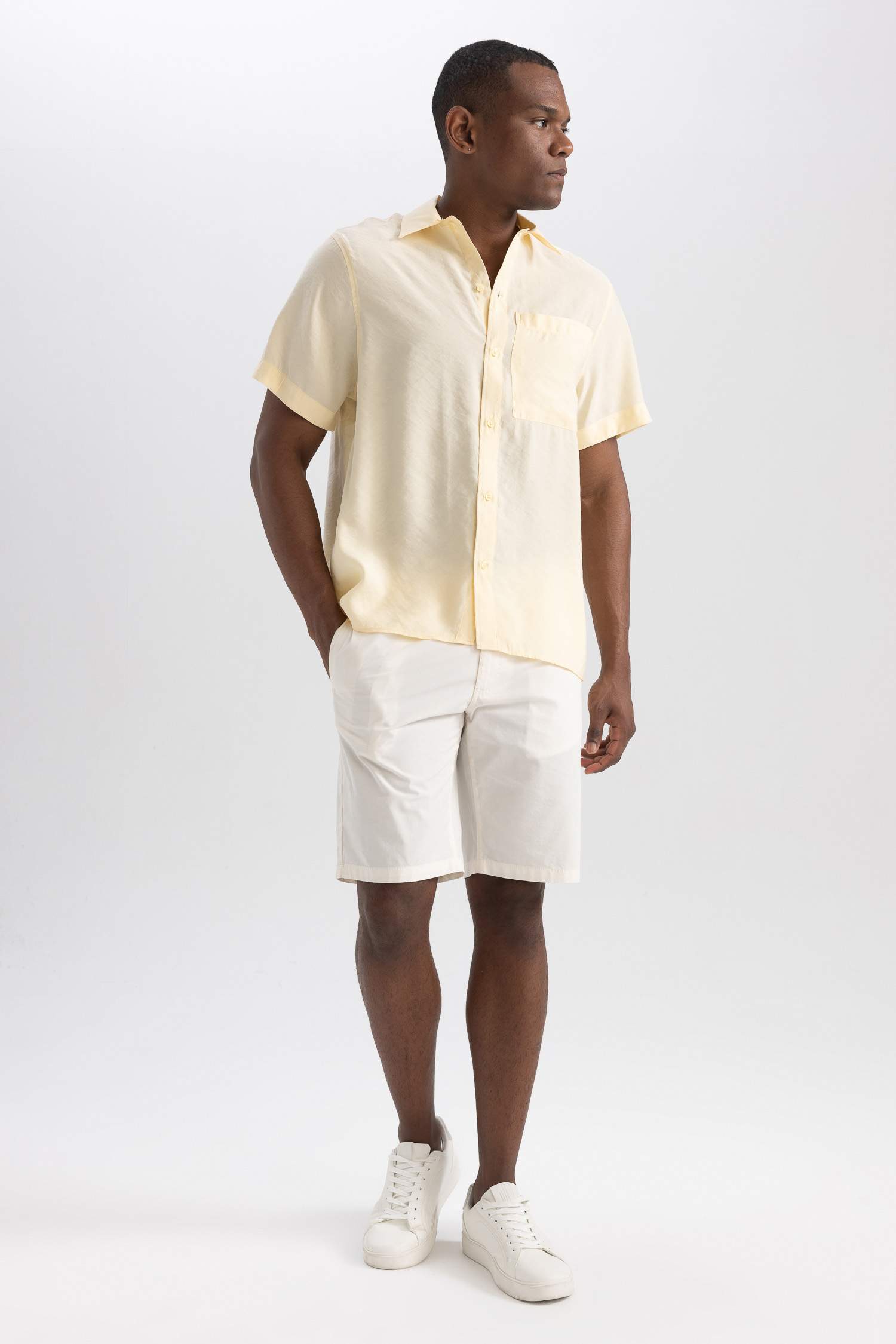 Relax Fit Poplin Short Sleeve Shirt