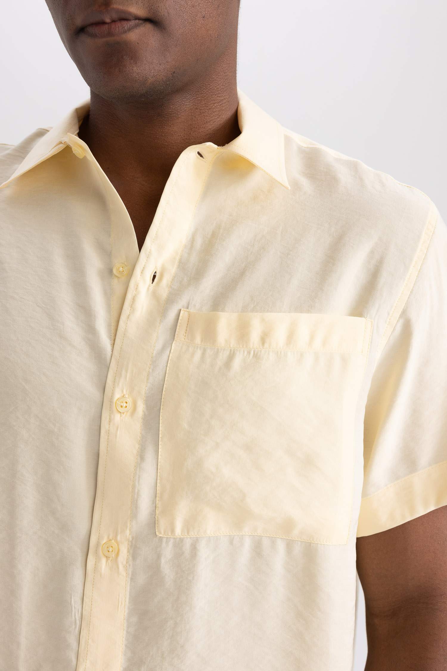 Relax Fit Poplin Short Sleeve Shirt