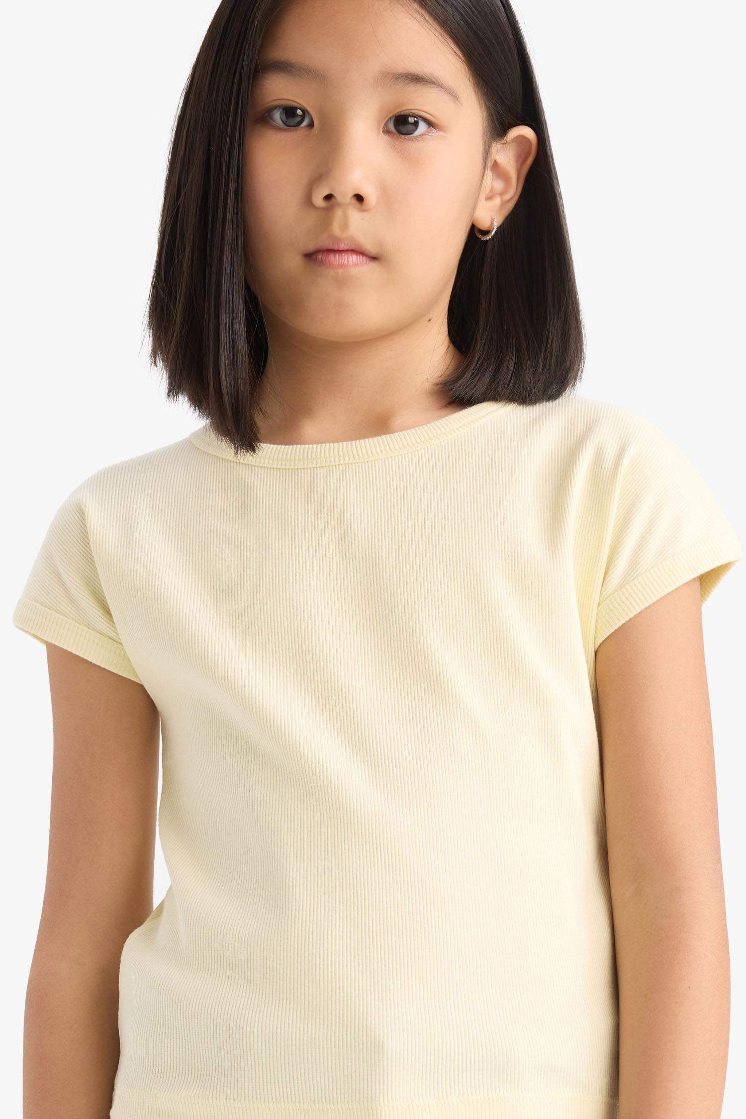 Kız Çocuk Slim Fit Dar Kesim Bisiklet Yaka Basic Düz Fitilli Kaşkorse Kısa Kollu Tişört