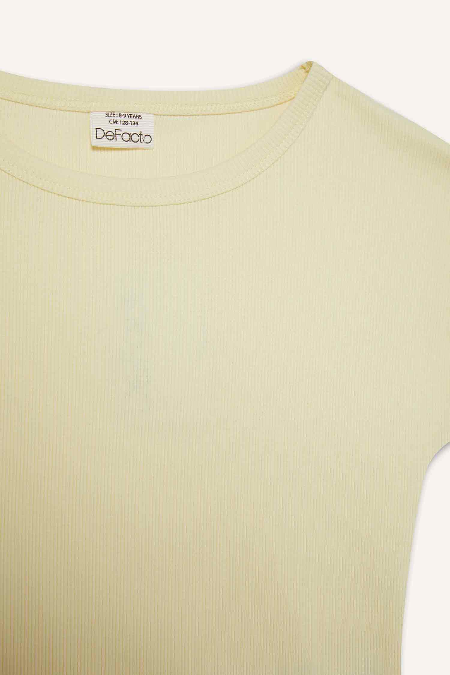 تيشيرت بناتي نص ردن مضلع بيزك سليم فيت بياخة مستديرة