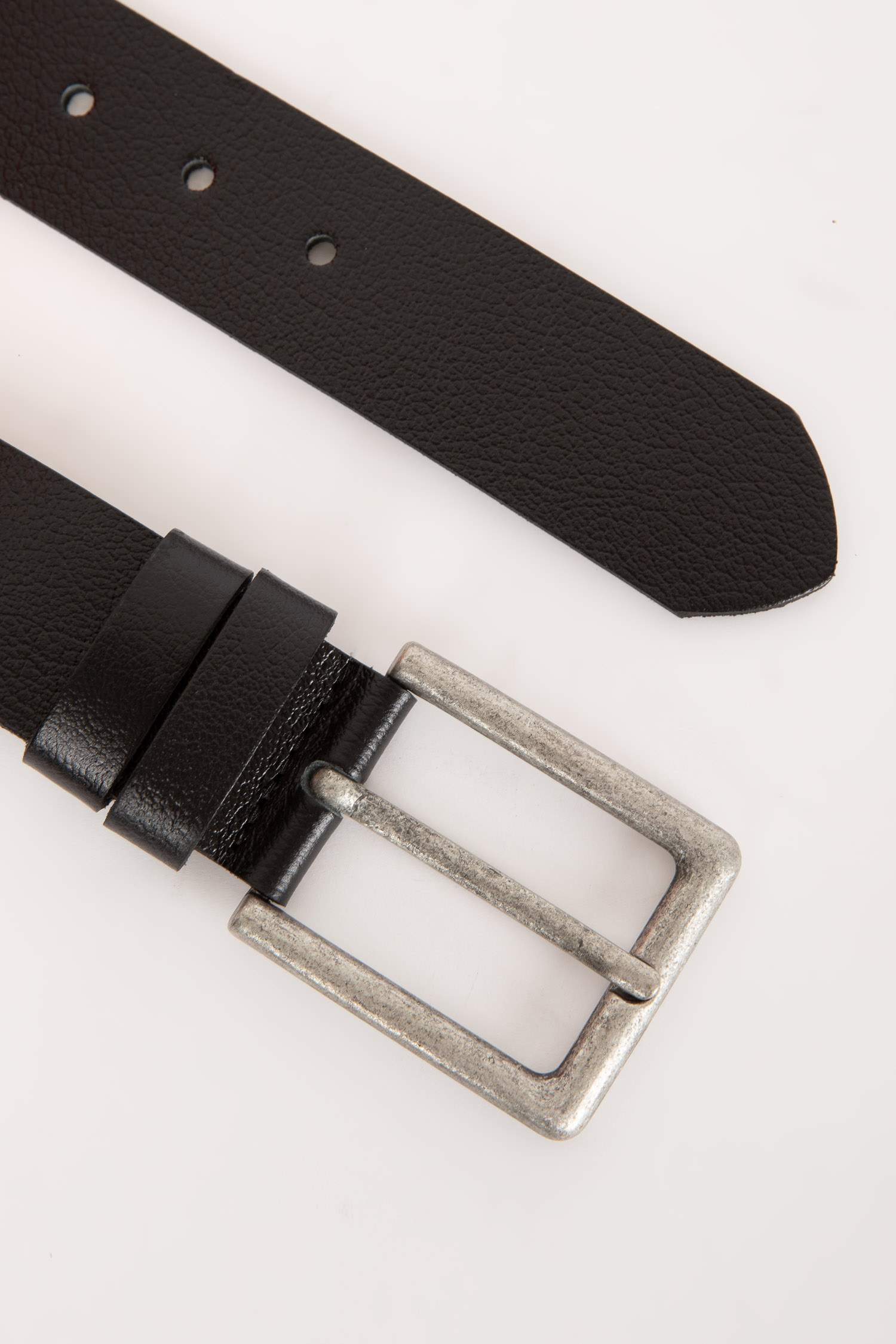 Man Rectangle Clasp Leather