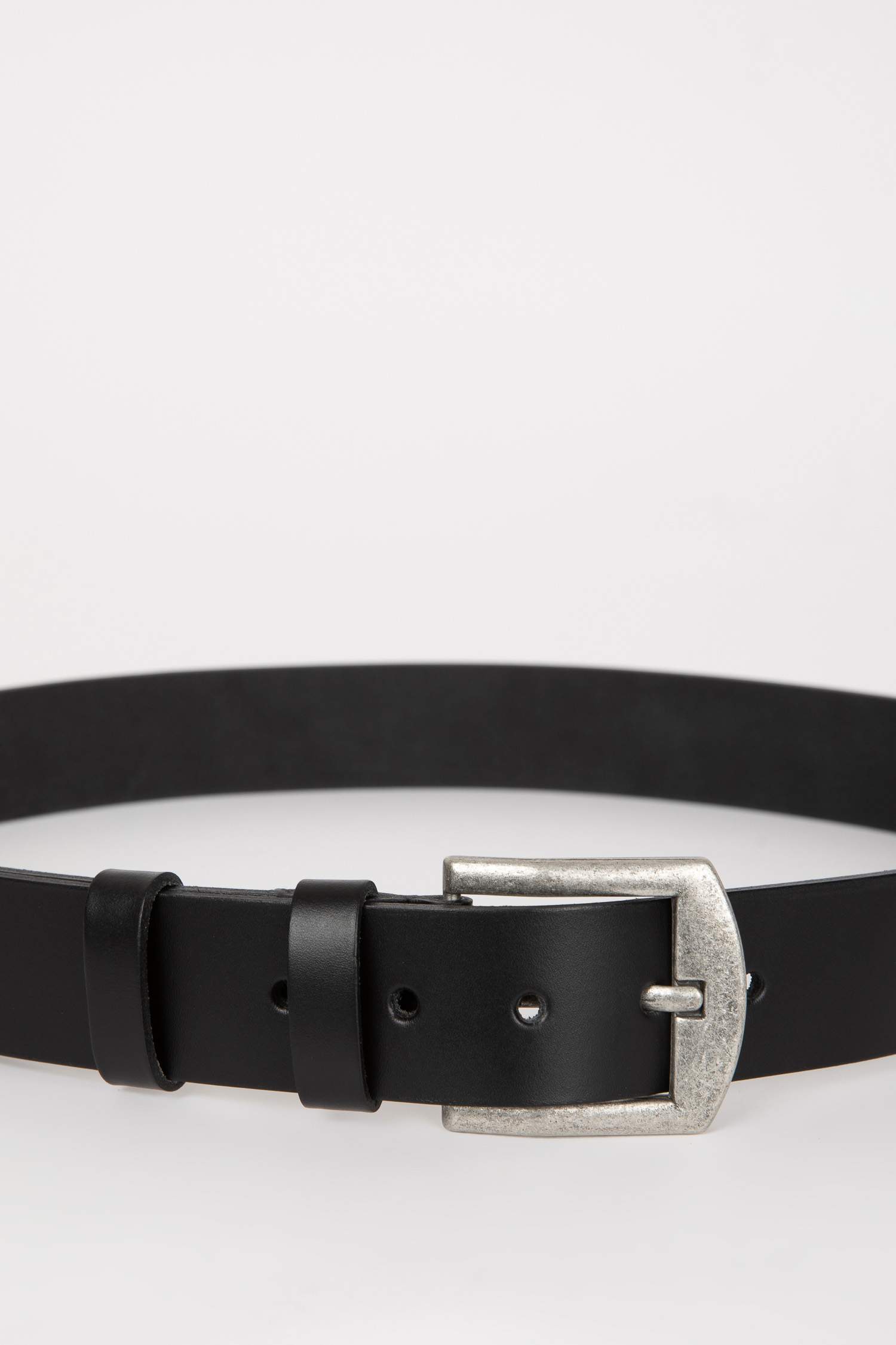 Man Rectangle Clasp Leather