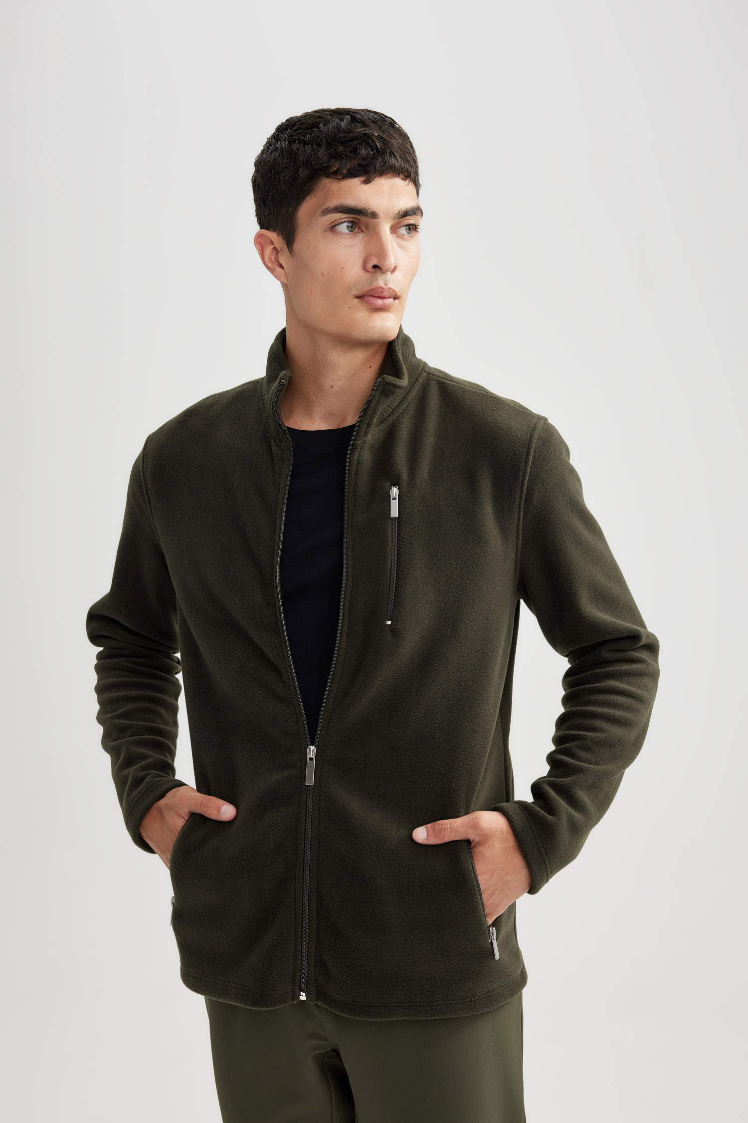 Кардиган стандартного кроя из флиса