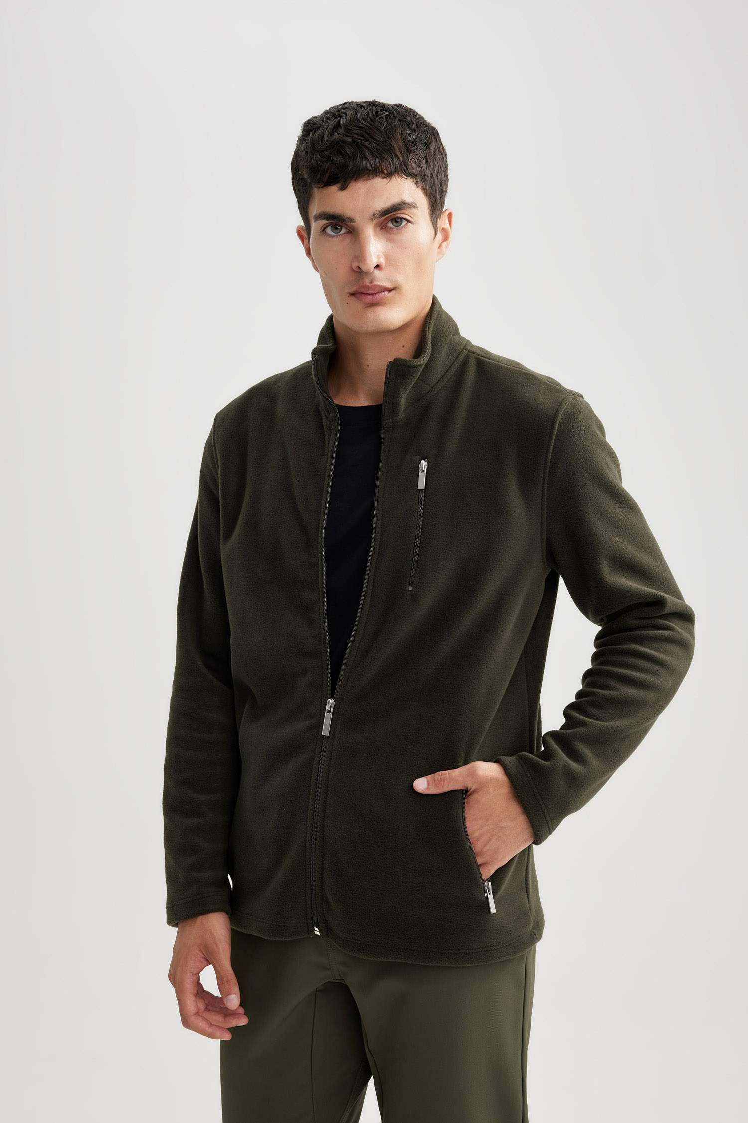 Кардиган стандартного кроя из флиса