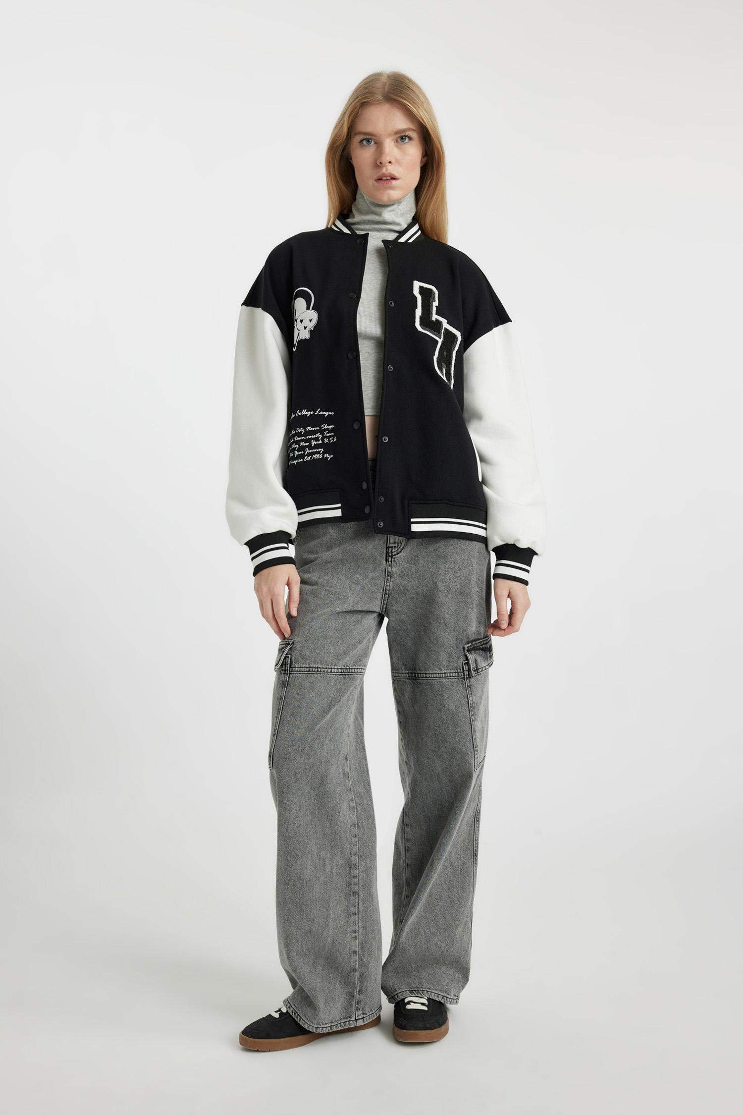 Coool Oversize Geniş Kalıp Kolej Yaka Nakışlı Çıtçıtlı Bomber Ceket