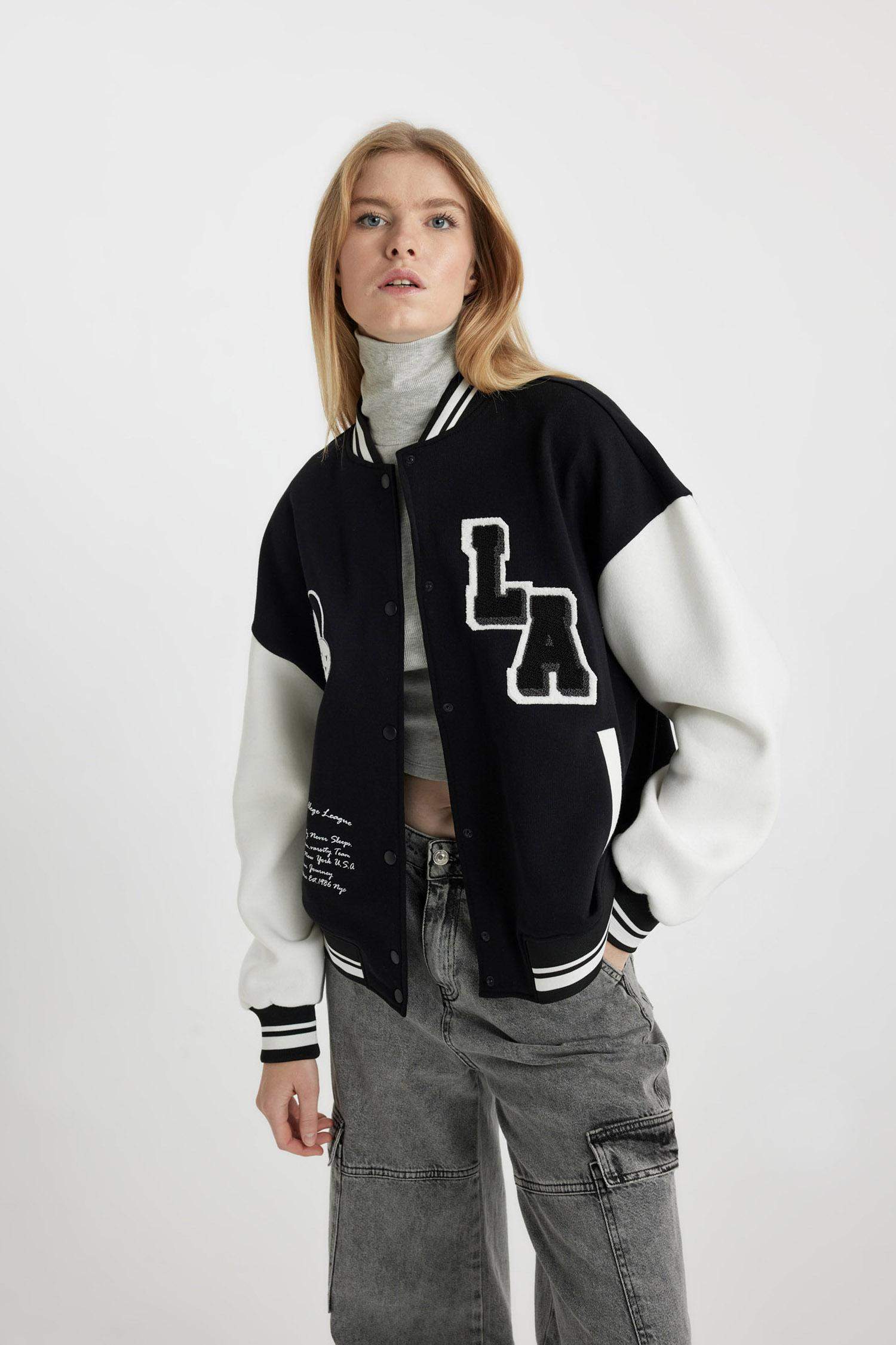 Coool Oversize Geniş Kalıp Kolej Yaka Nakışlı Çıtçıtlı Bomber Ceket