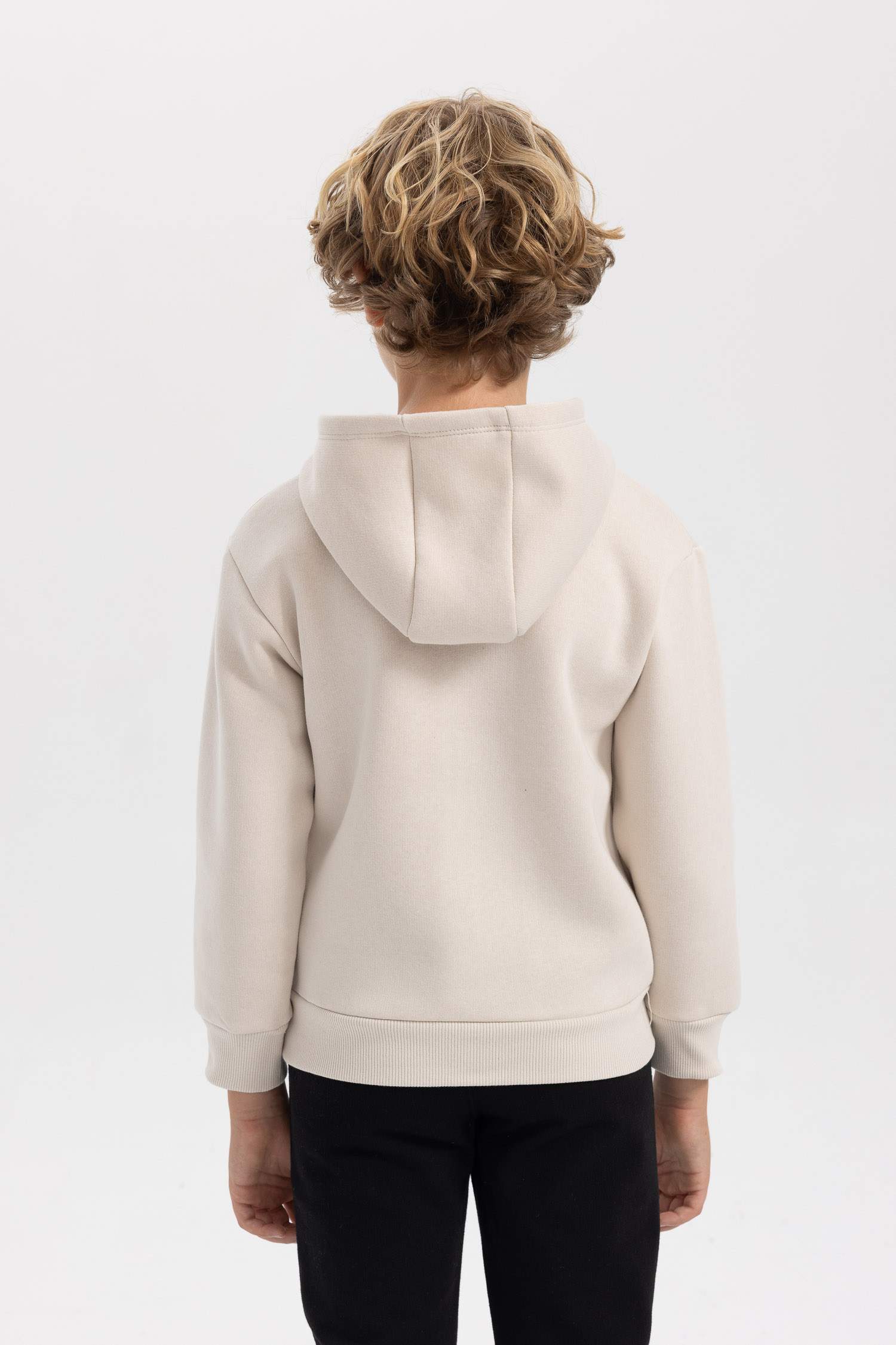 سويت شيرت اولادي قصة عادية قماش سميك