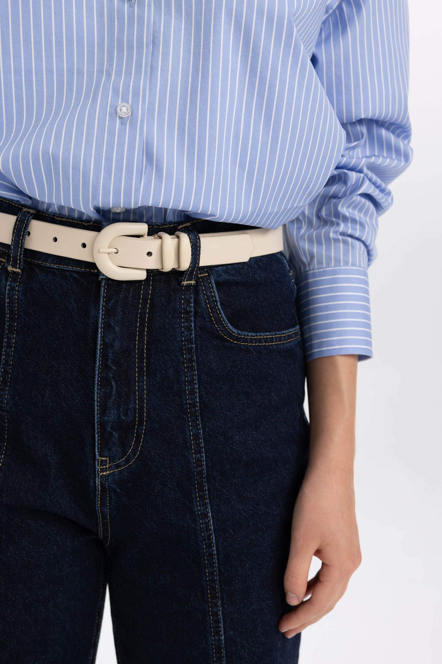 Kadın Oval Toka Suni Deri Klasik Kemer