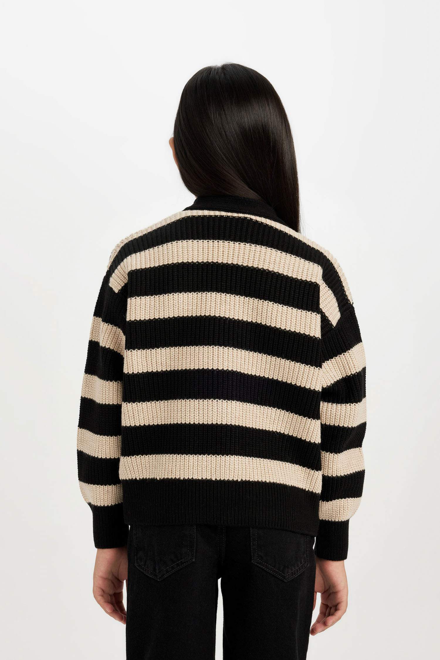 Regular Fit V-Neck Cardigan