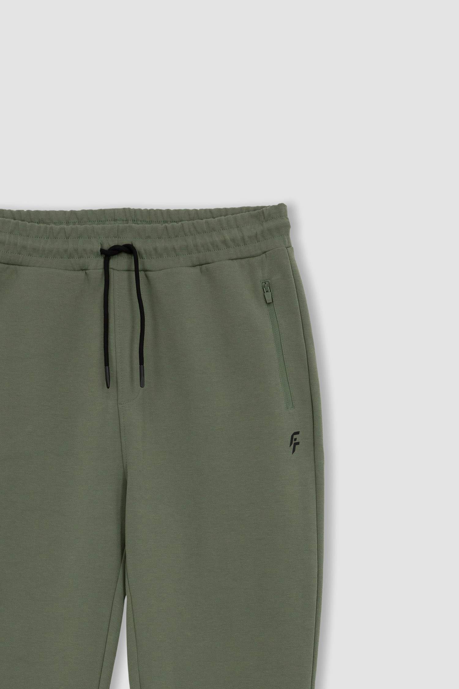 بنطلون جوجر سليم فيت بساق مطاطي من DeFactoFit