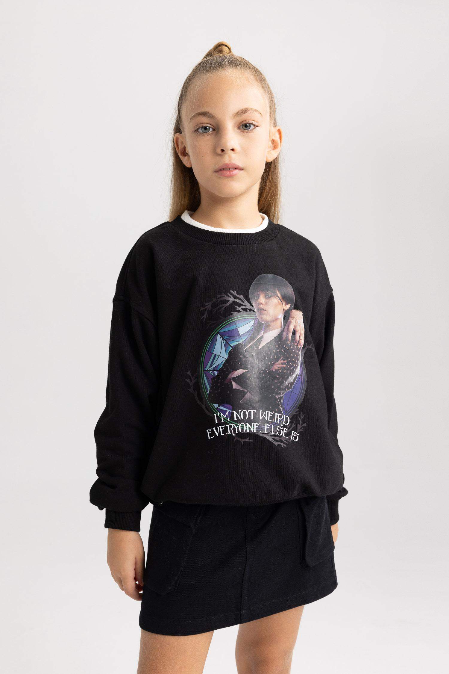 Girl Wednesday Oversize Fit Crew Neck Sweatshirt
