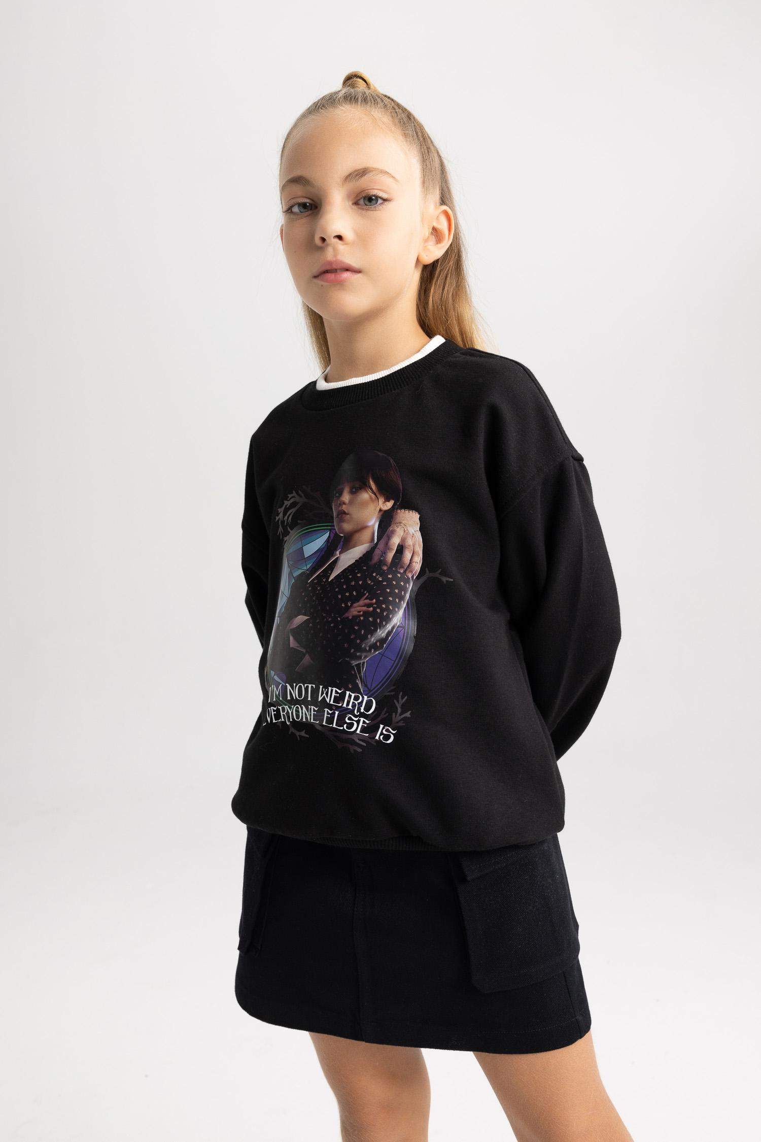 Girl Wednesday Oversize Fit Crew Neck Sweatshirt