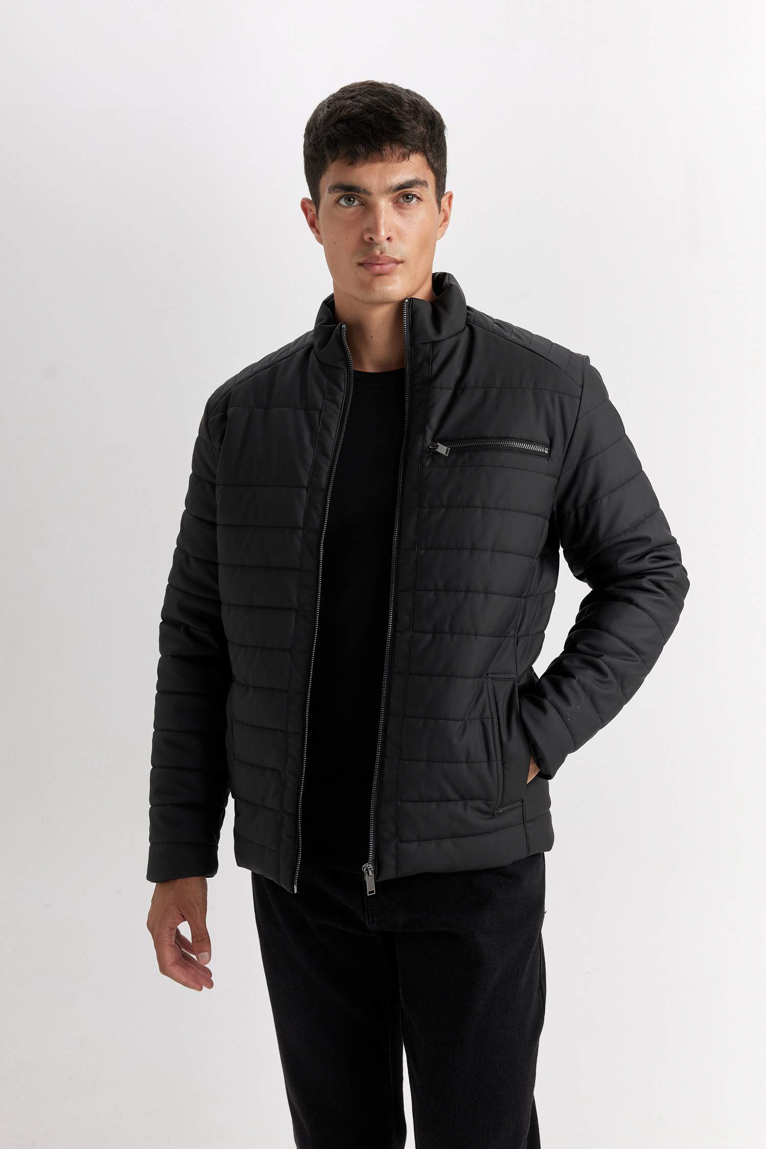 Su İtici Slim Fit Dar Kesim Dik Yaka Fermuarlı Cepli Suni Deri Ceket Mont