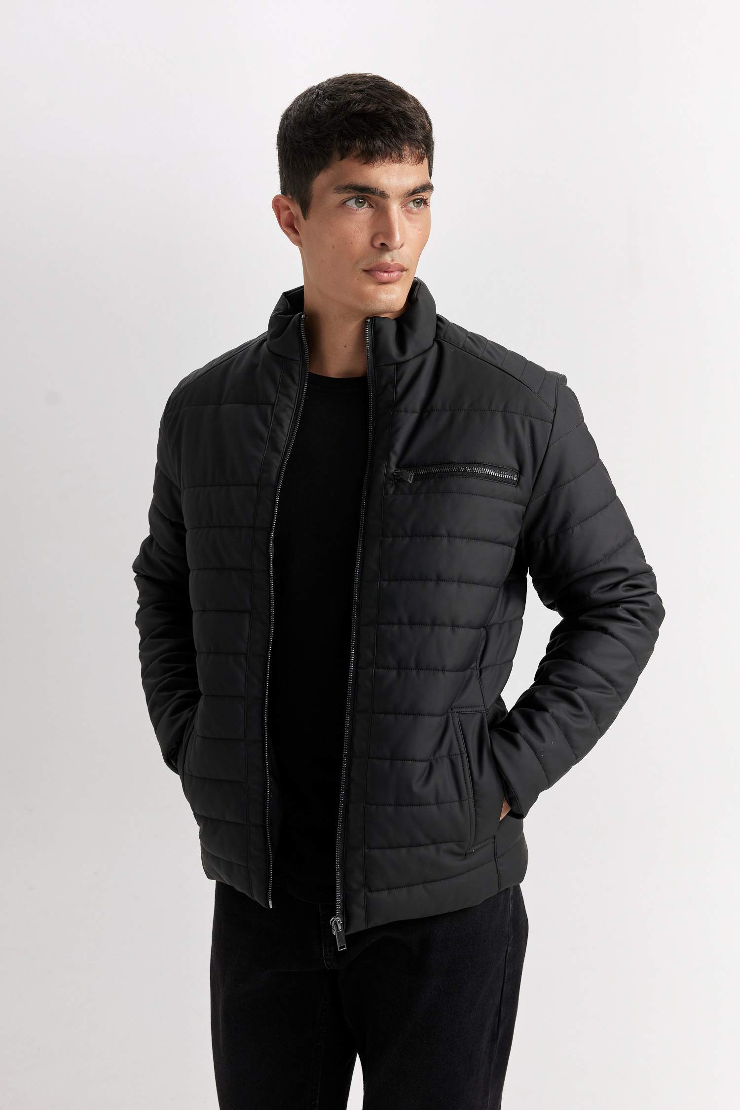 Su İtici Slim Fit Dar Kesim Dik Yaka Fermuarlı Cepli Suni Deri Ceket Mont