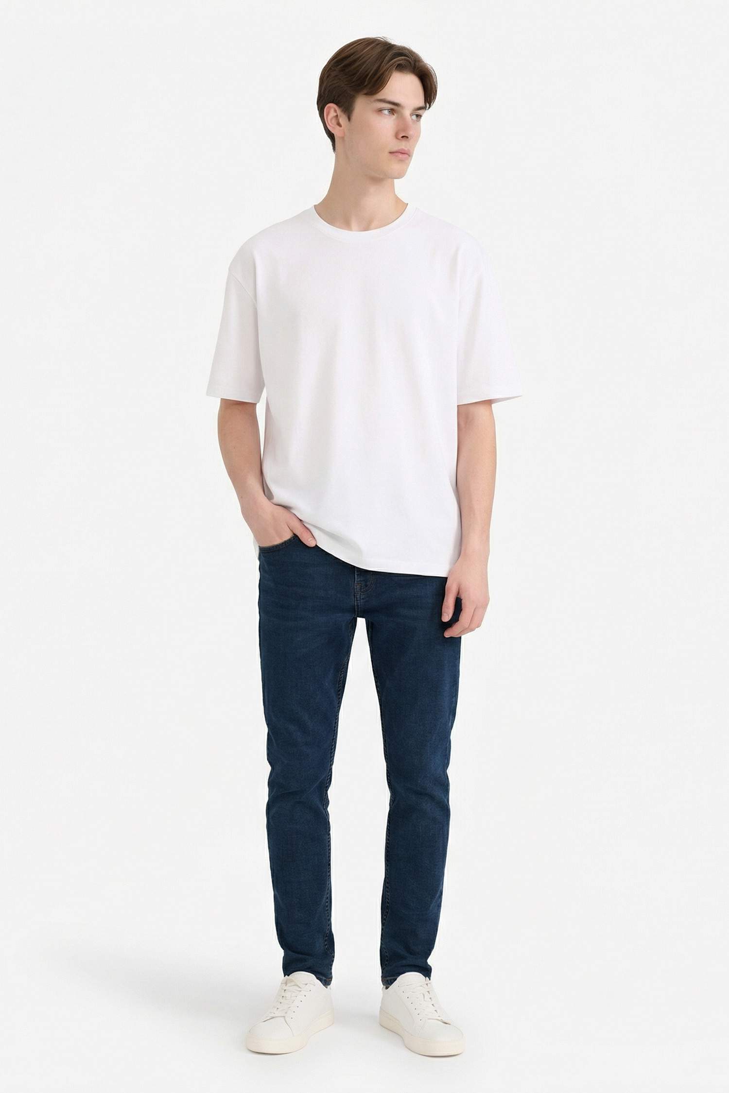 بنطلون جينز كارلو سكيني فيت برجل ضيق وخصر عادي