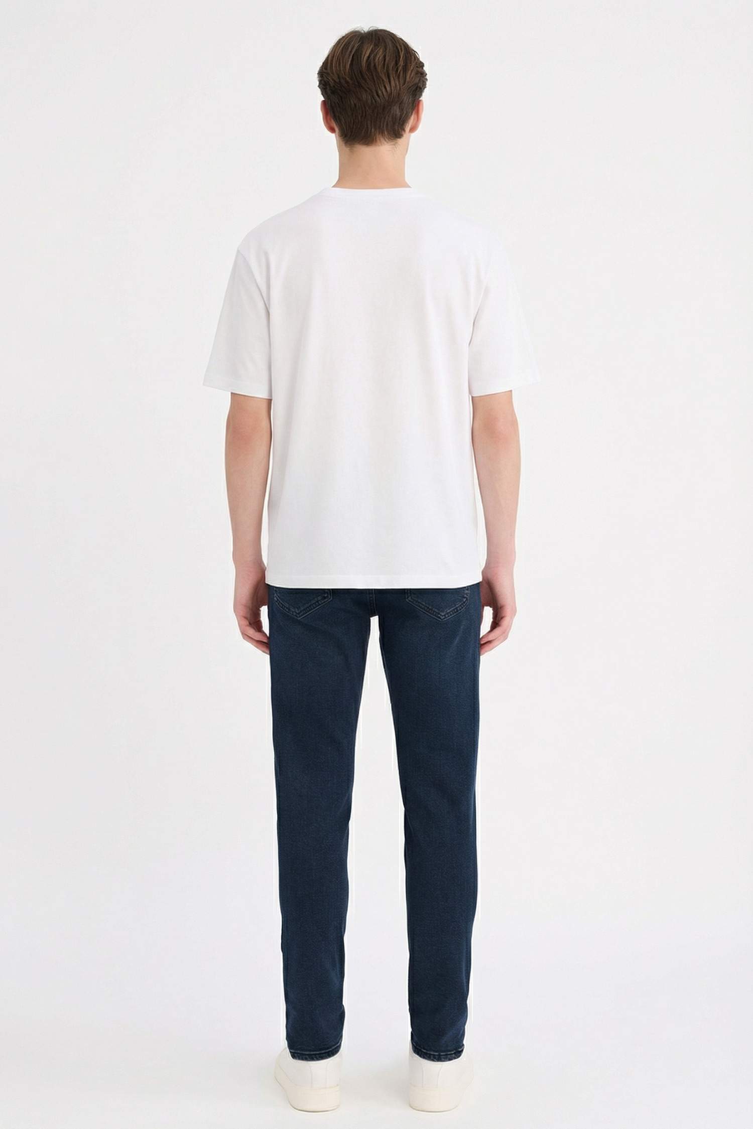 بنطلون جينز كارلو سكيني فيت برجل ضيق وخصر عادي