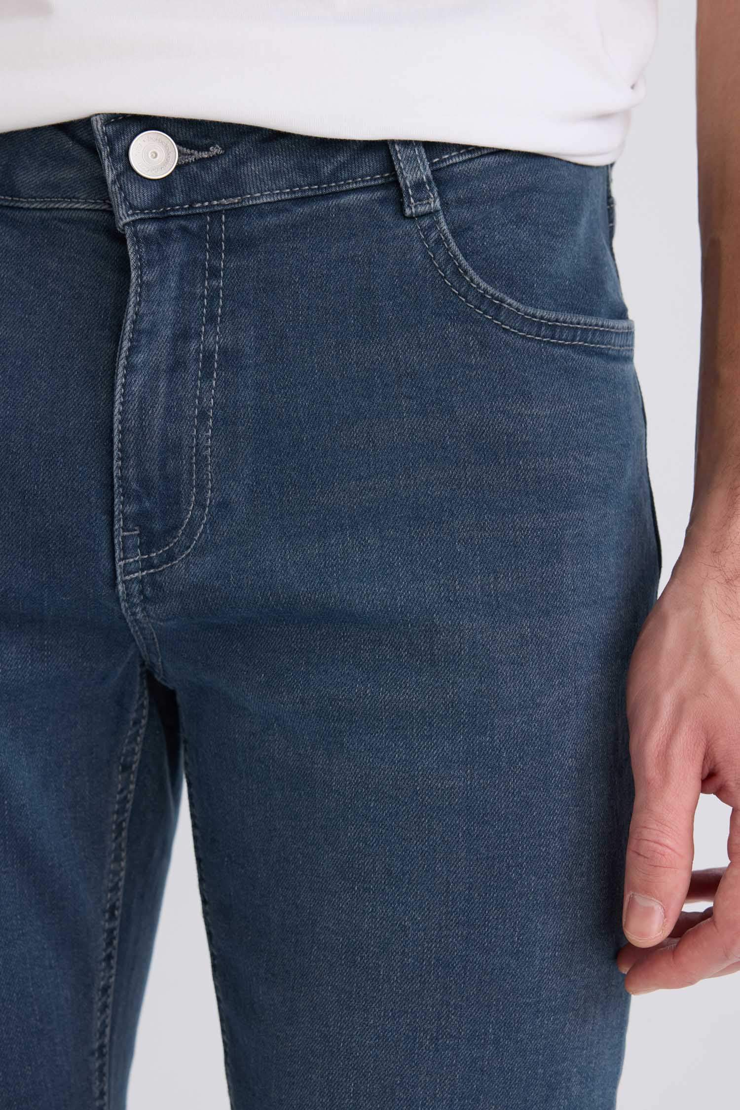 Pedro Slim Fit Dar Kalıp Normal Bel Dar Paça Jean Pantolon