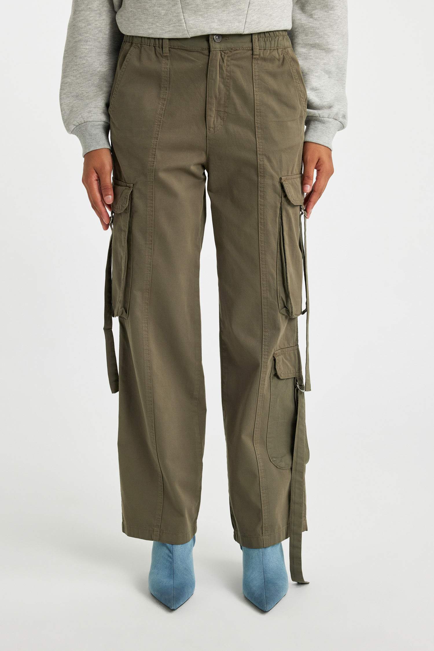 Straight Fit Cargo High Waist Standard Gabardine Trousers
