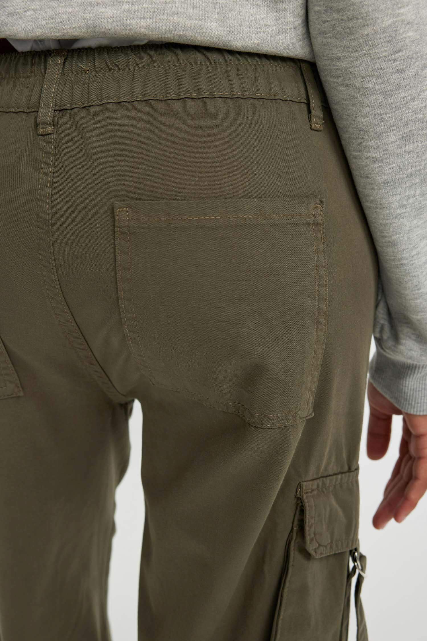 Straight Fit Cargo High Waist Standard Gabardine Trousers