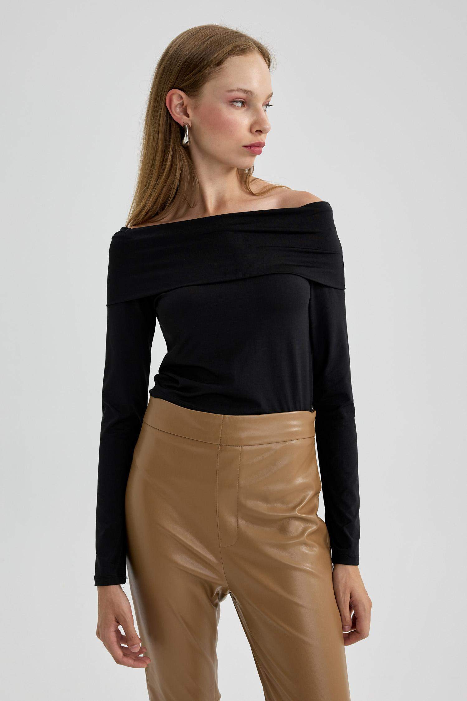 Slim Fit Off Shoulder Long Sleeve T-Shirt