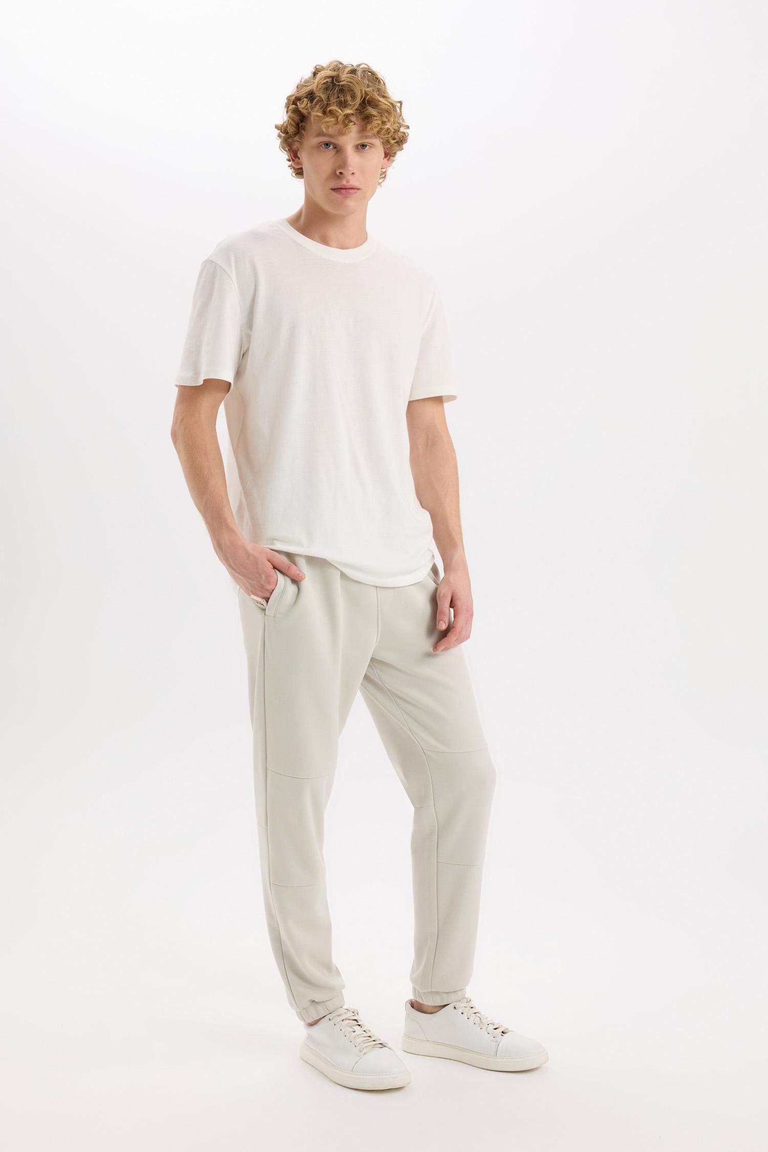 Regular Fit İnce Eşofman Altı Fermuar Cepli Beli Bağcıklı Lastikli Paça