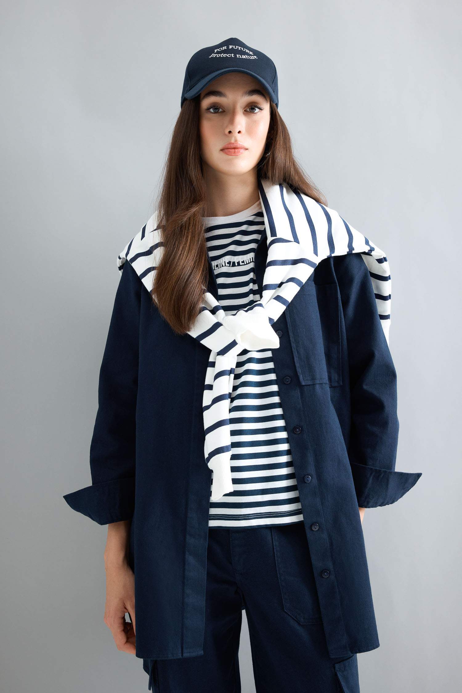 Туніка з довгим рукавом стандартного крою з коміром з габардину для жінок