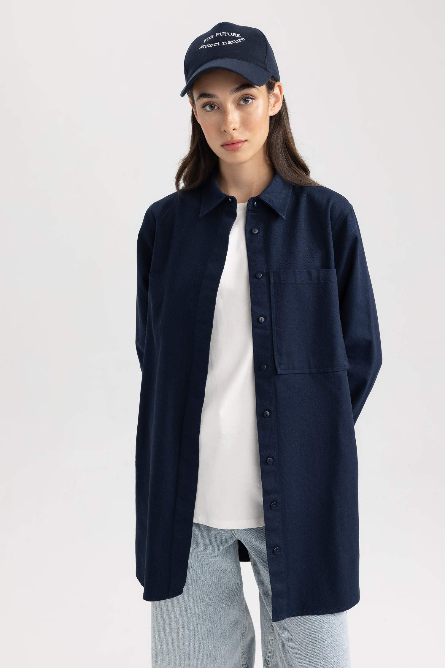 Туніка з довгим рукавом стандартного крою з коміром з габардину для жінок