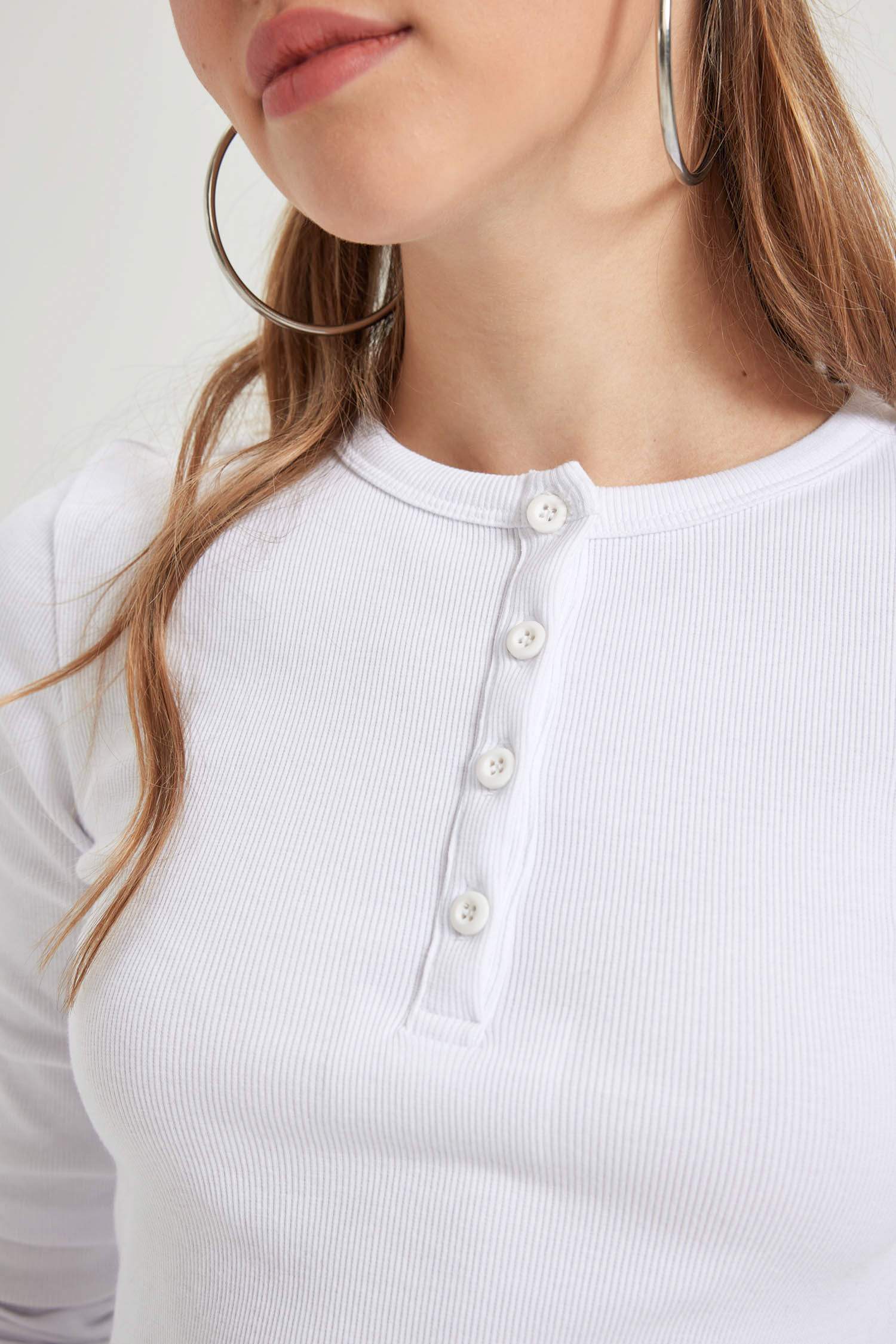 تيشيرت ردن طويل سليم فيت