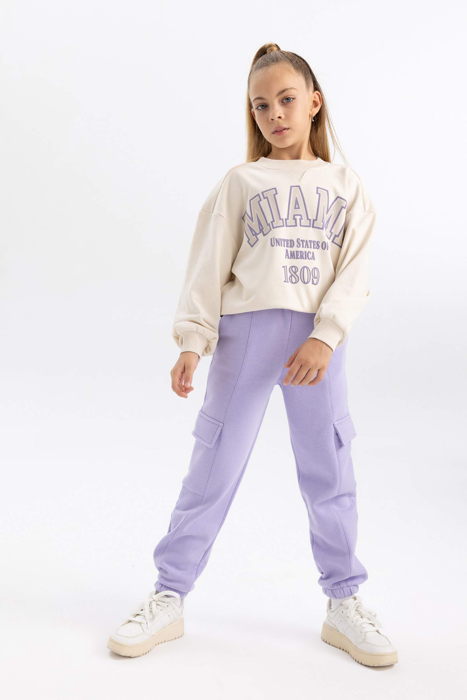 Girl Cargo Fit Sweatpant