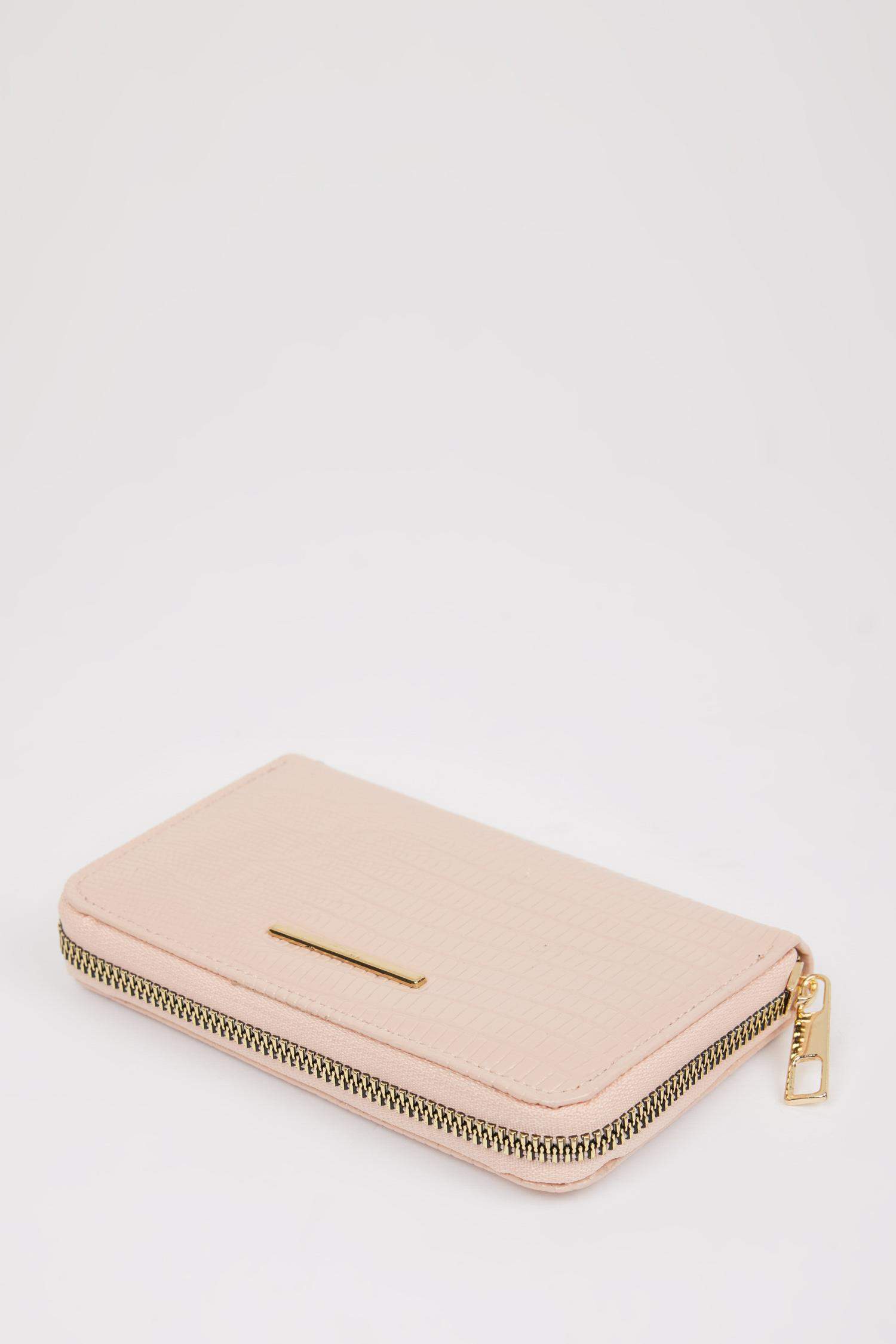 Woman Faux Leather Wallets