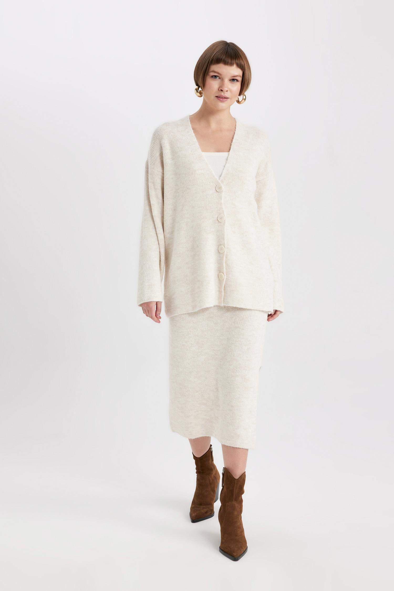 Slit Knitwear Midi Skirt